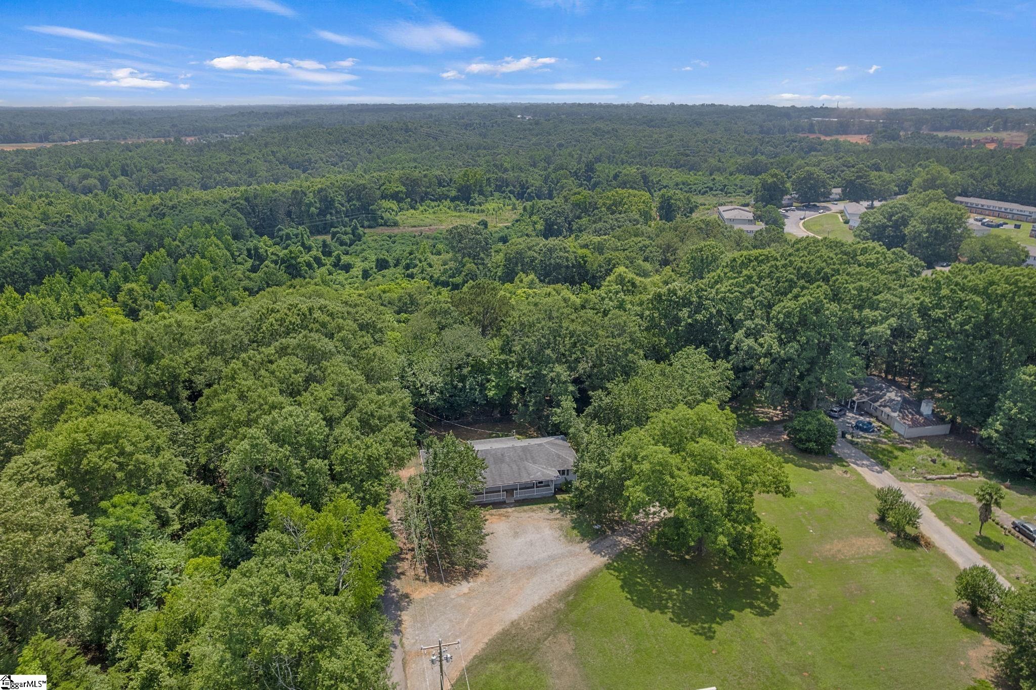 106 Hanks Circle Anderson, SC 29621