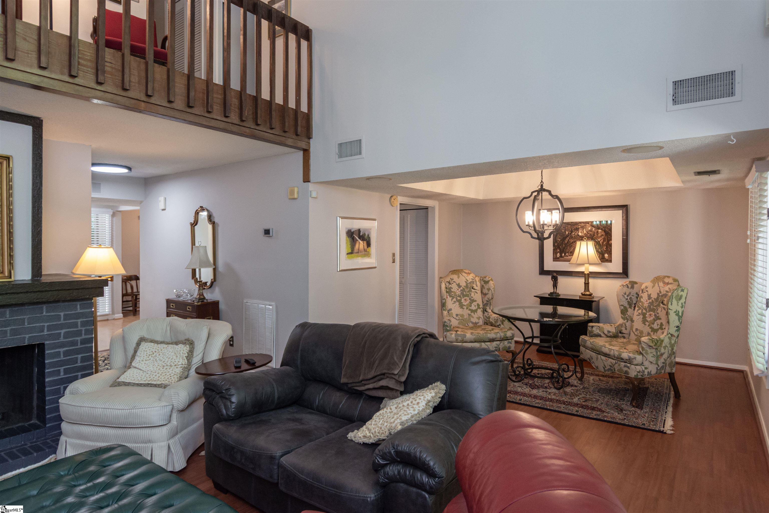 130 Inglewood Way Greenville, SC 29615