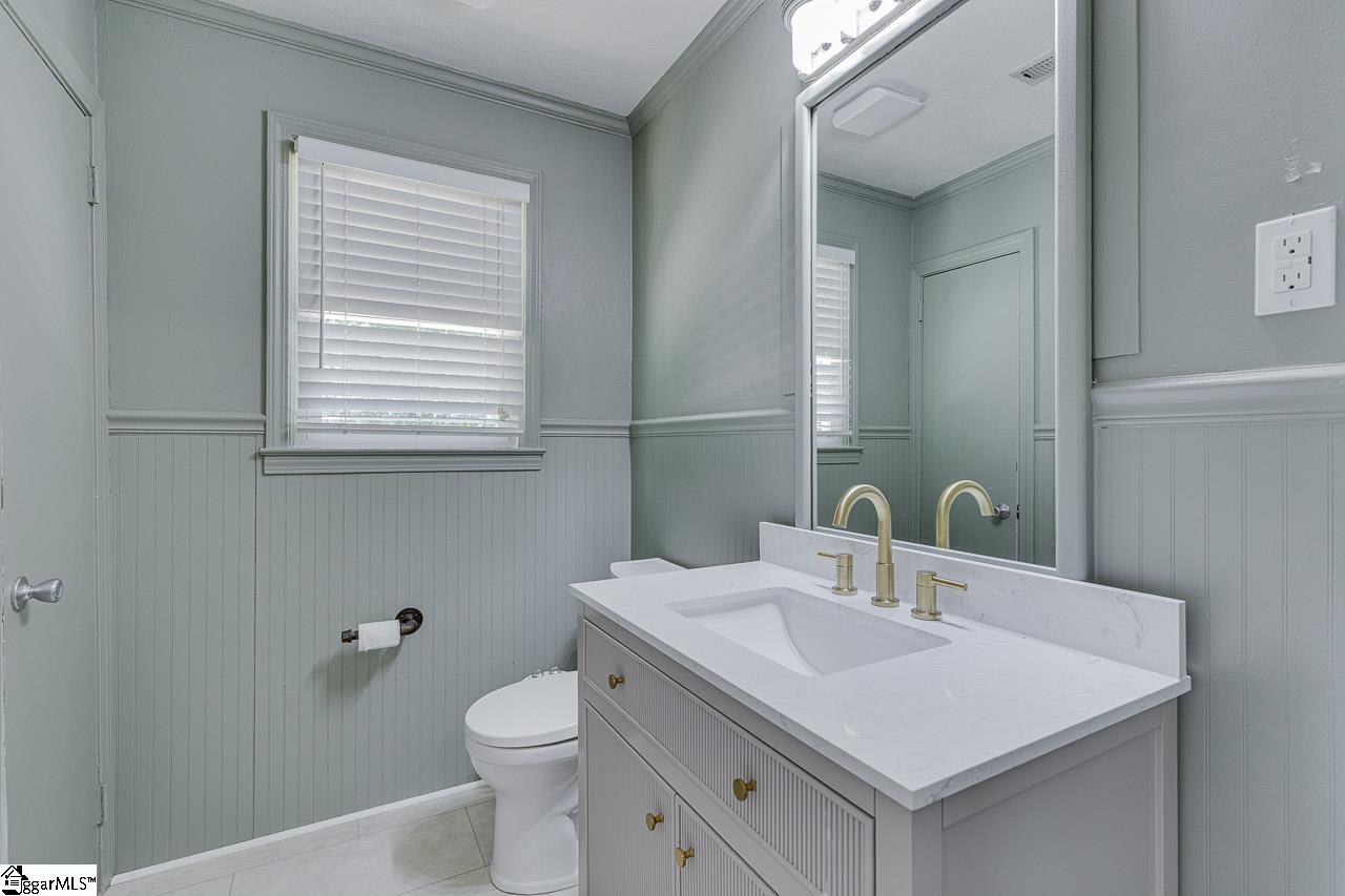 413 N Maple Street Simpsonville, SC 29681