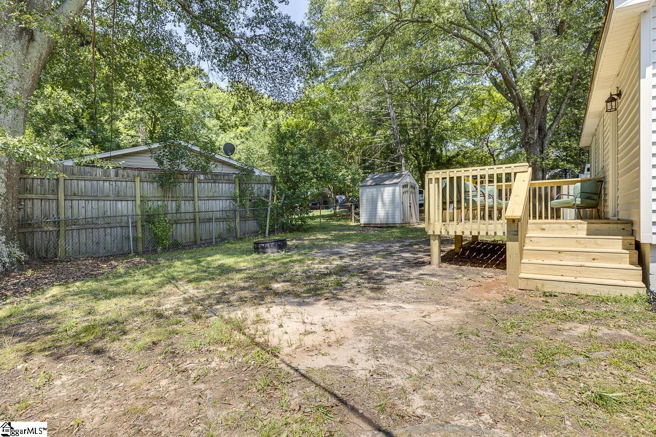 413 N Maple Street Simpsonville, SC 29681