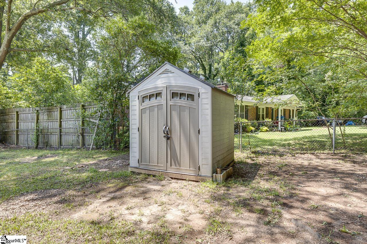 413 N Maple Street Simpsonville, SC 29681