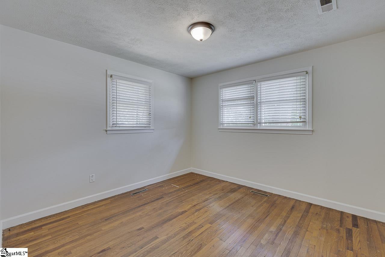 413 N Maple Street Simpsonville, SC 29681