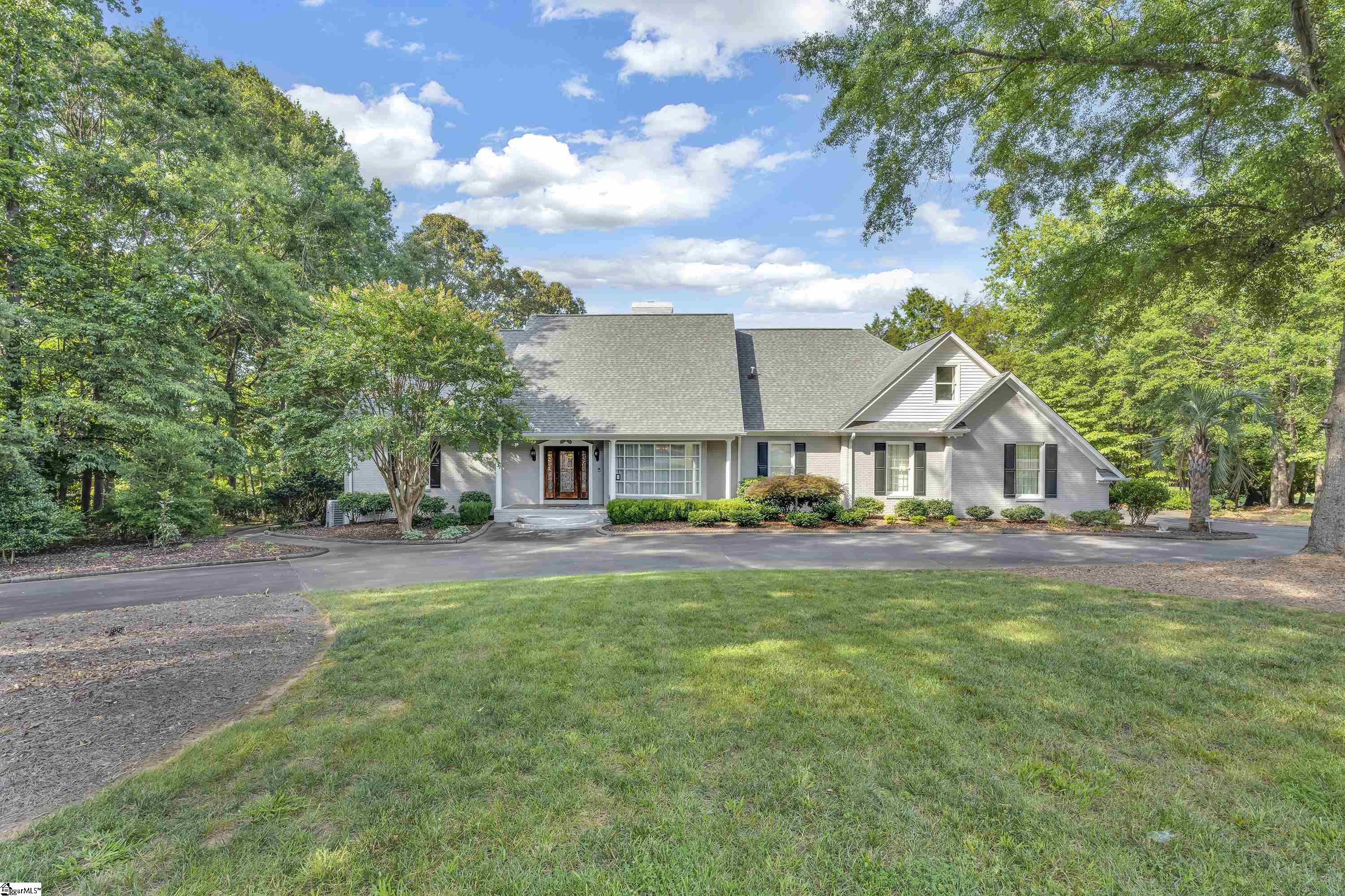 207 Carolina Club Drive Spartanburg, SC 29306