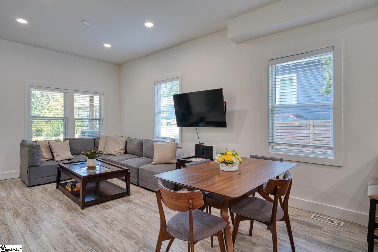 297 Werts Street Greenville, SC 29605