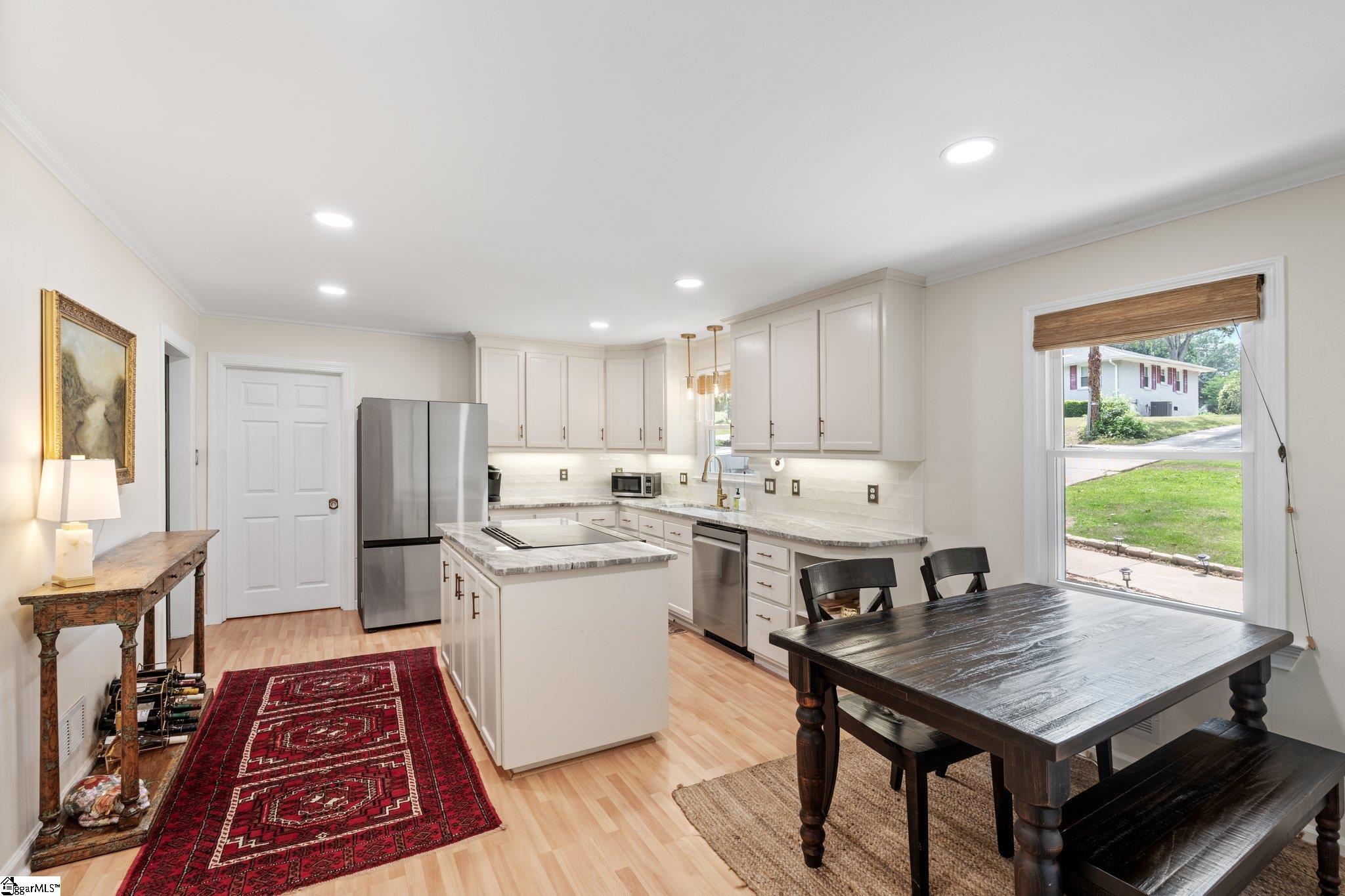 28 Blackburn Street Greenville, SC 29607