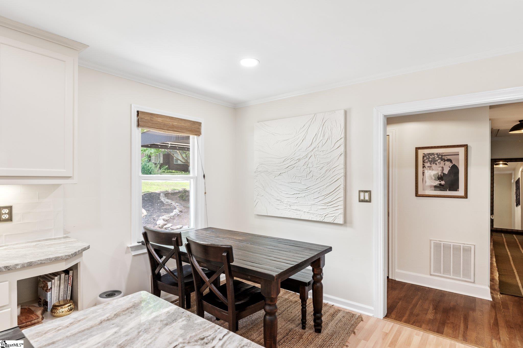 28 Blackburn Street Greenville, SC 29607