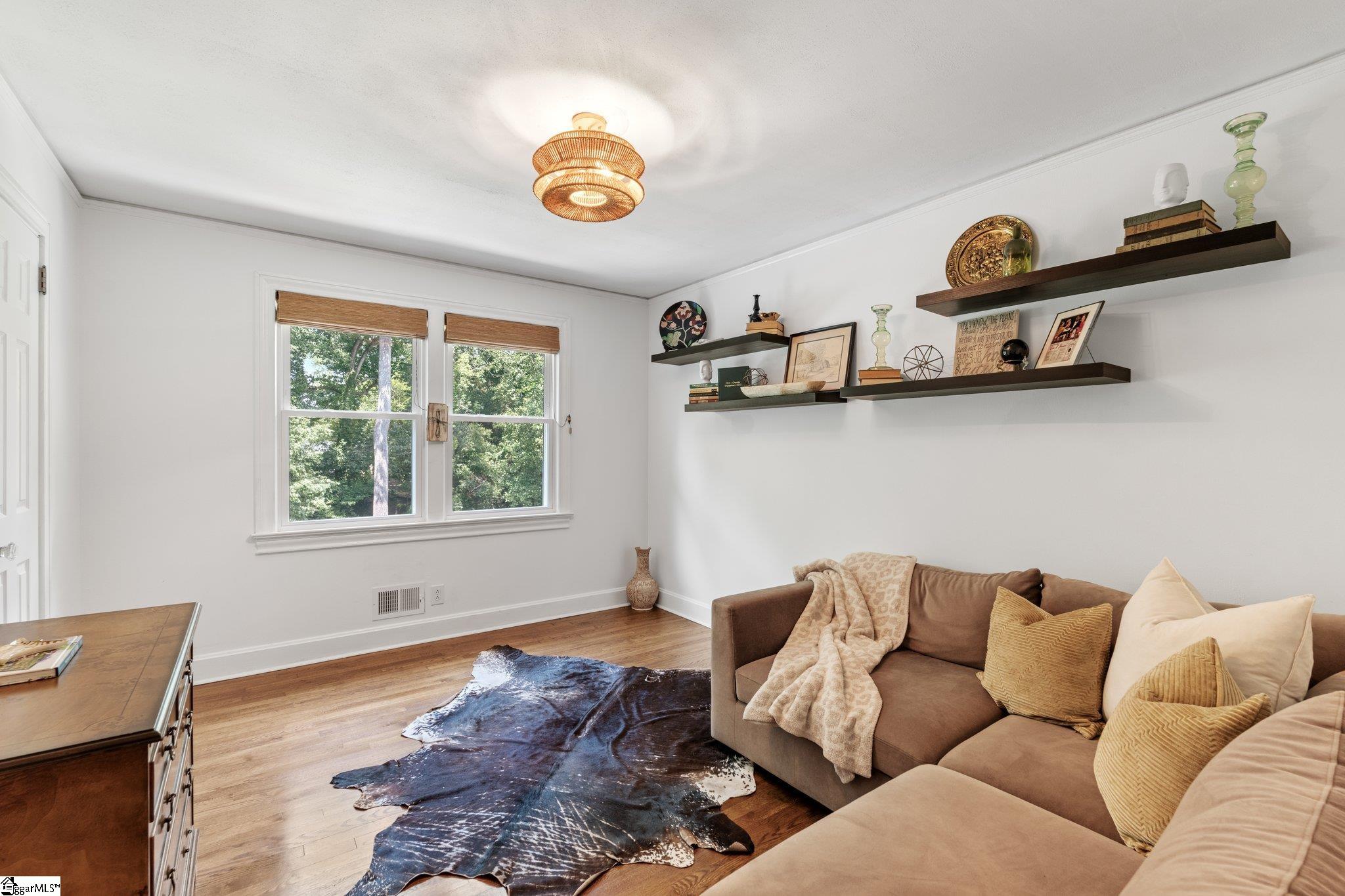 28 Blackburn Street Greenville, SC 29607