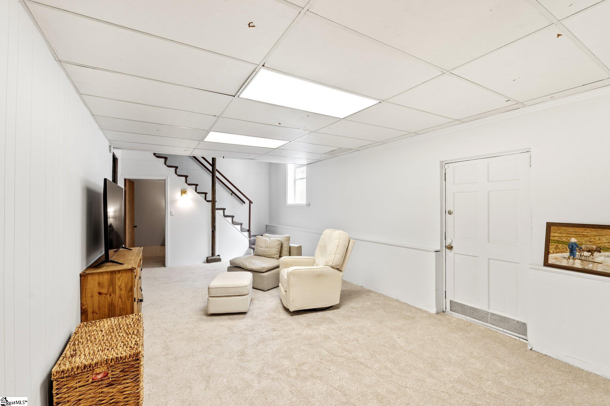 28 Blackburn Street Greenville, SC 29607