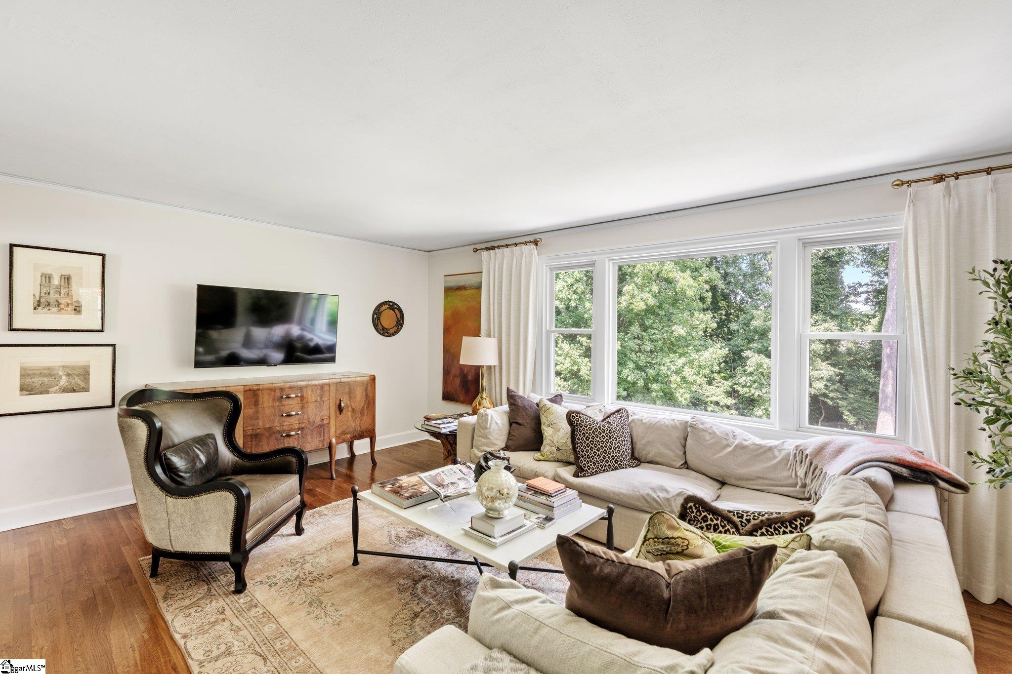 28 Blackburn Street Greenville, SC 29607