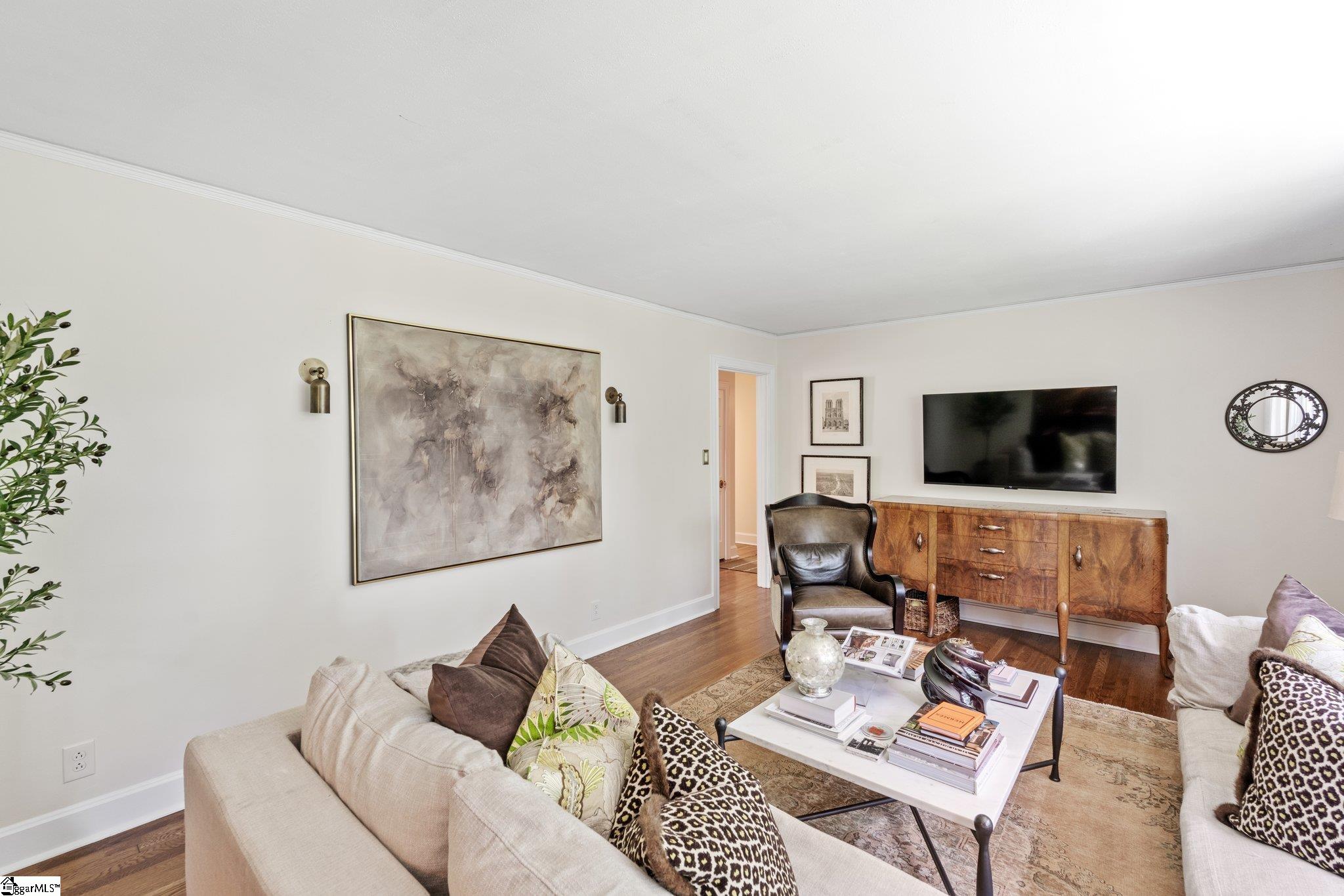 28 Blackburn Street Greenville, SC 29607