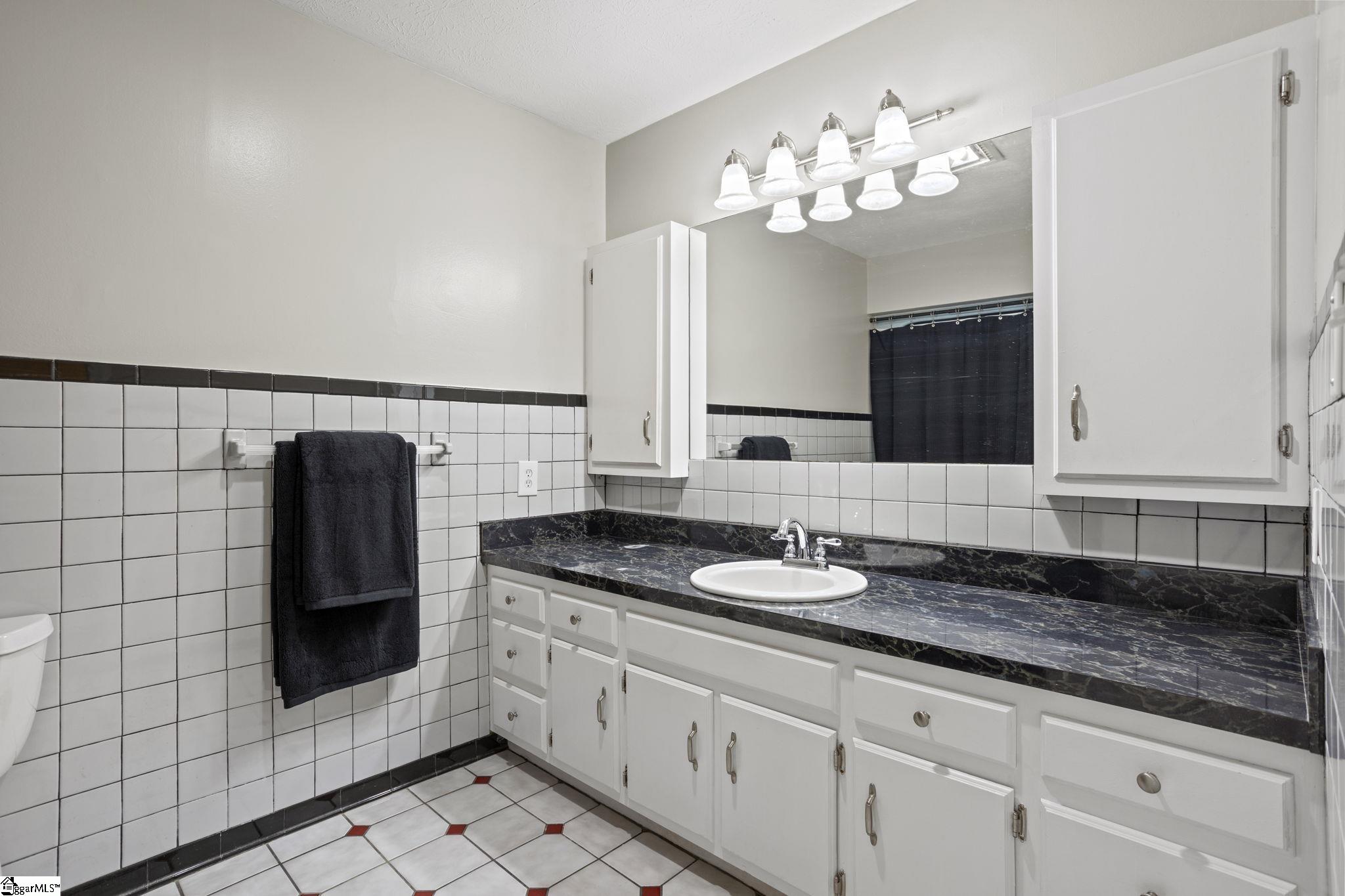 3510 W Georgia Road Piedmont, SC 29673
