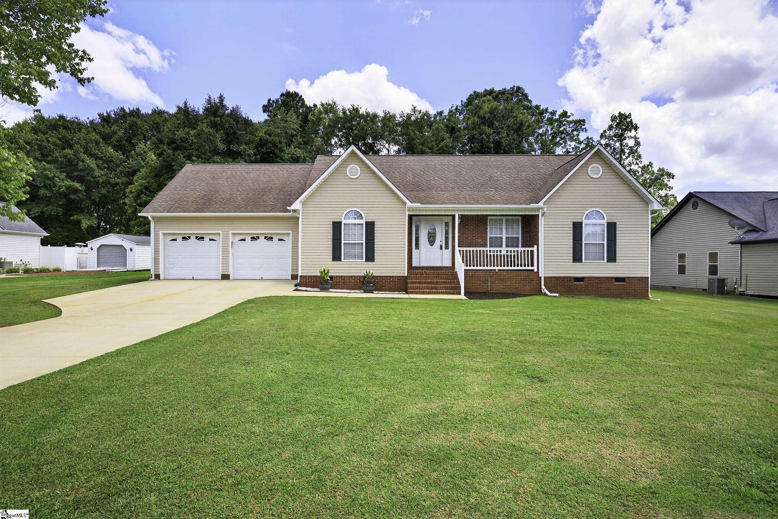111 Falcon Lane Chesnee, SC 29323