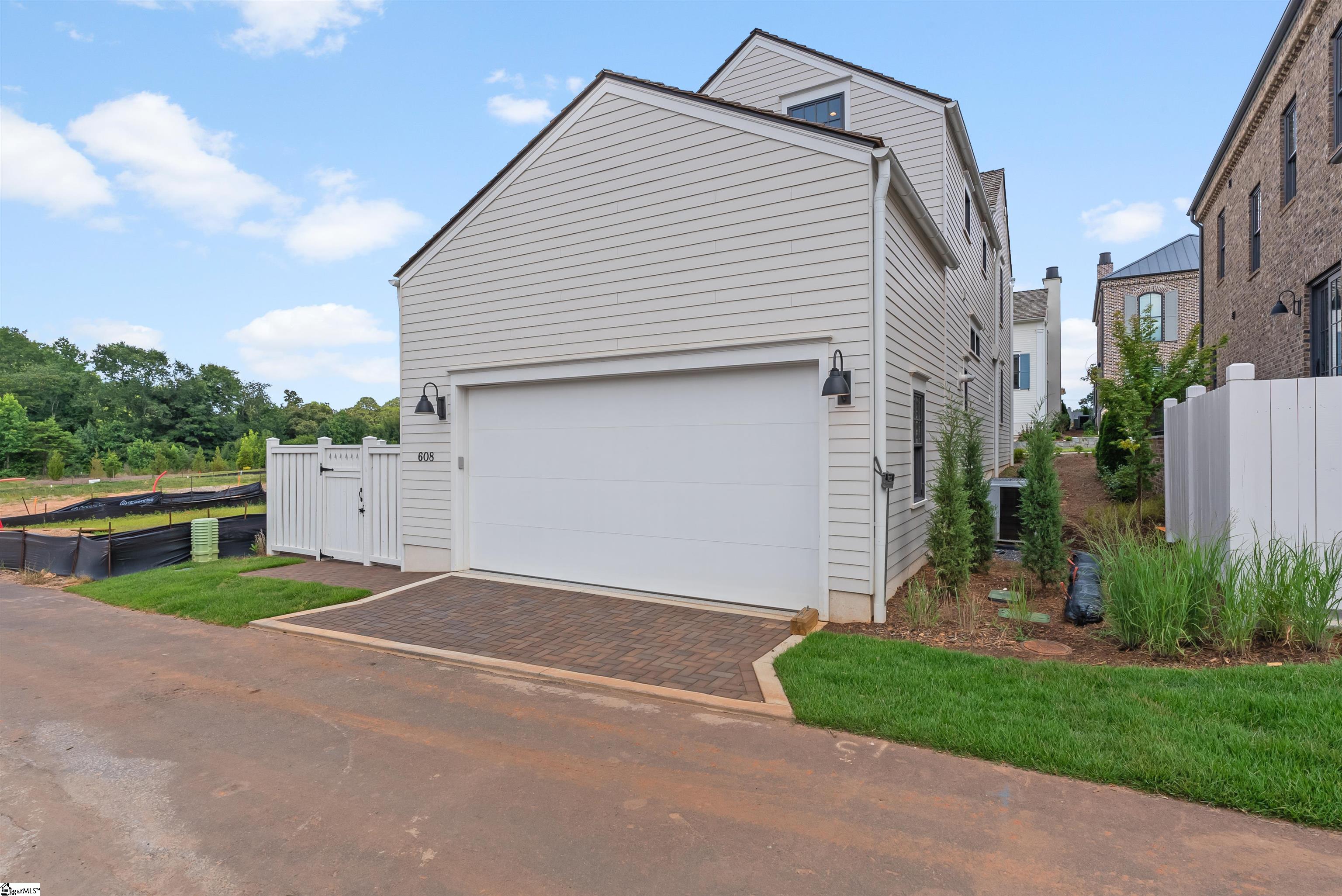 608 Baron Drive Greenville, SC 29615
