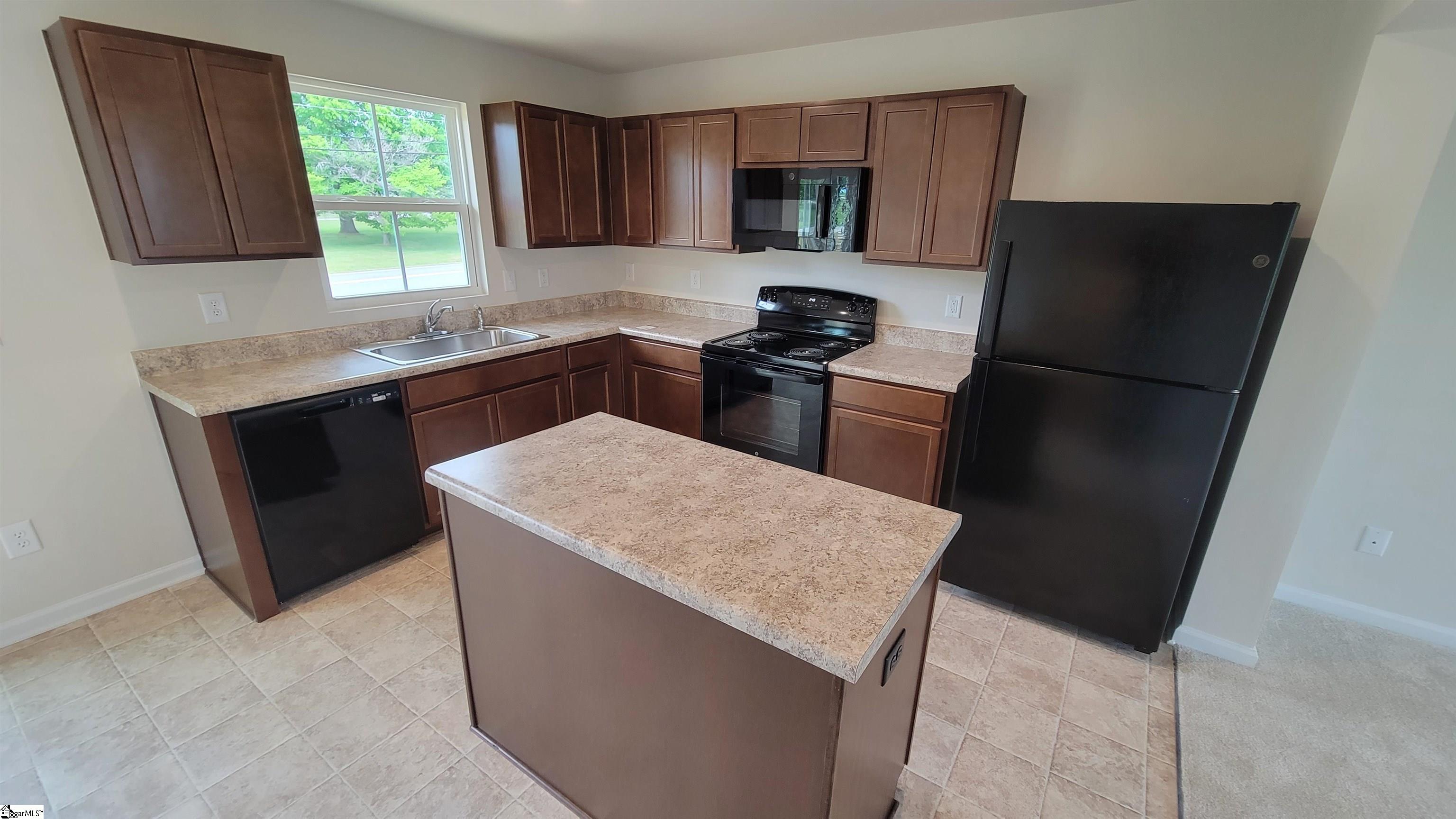 106 Verdant Leaf Way Greenville, SC 29617