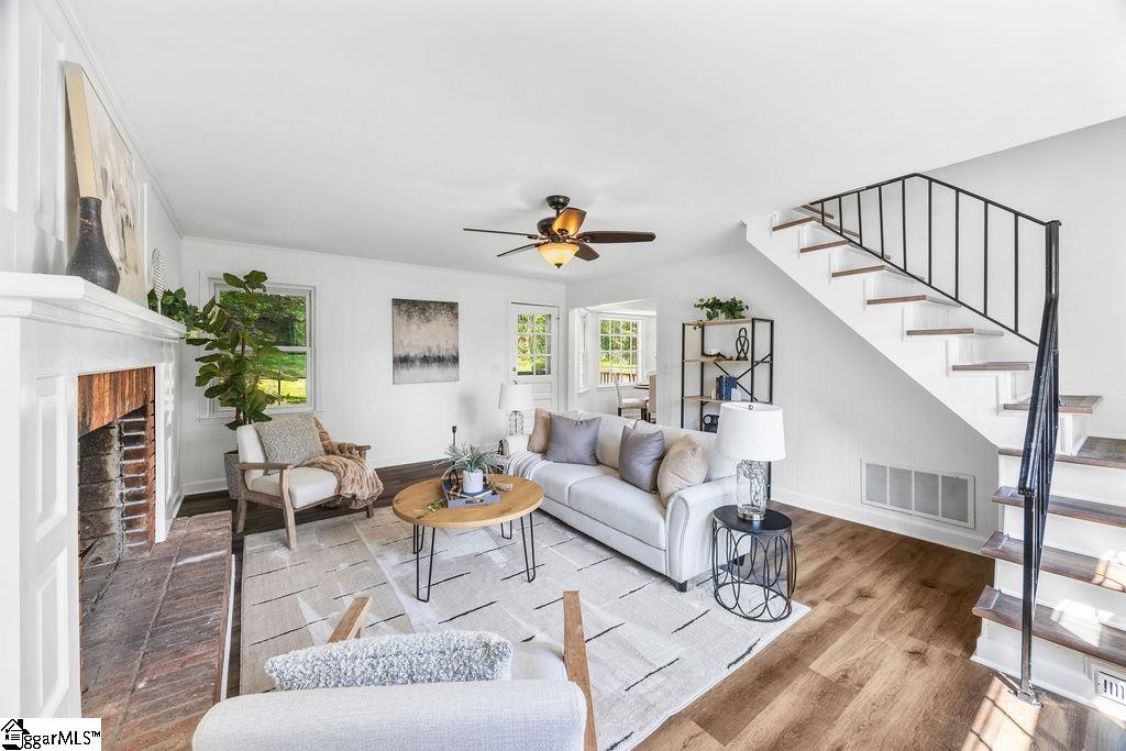 1117 Briarwood Drive Easley, SC 29642