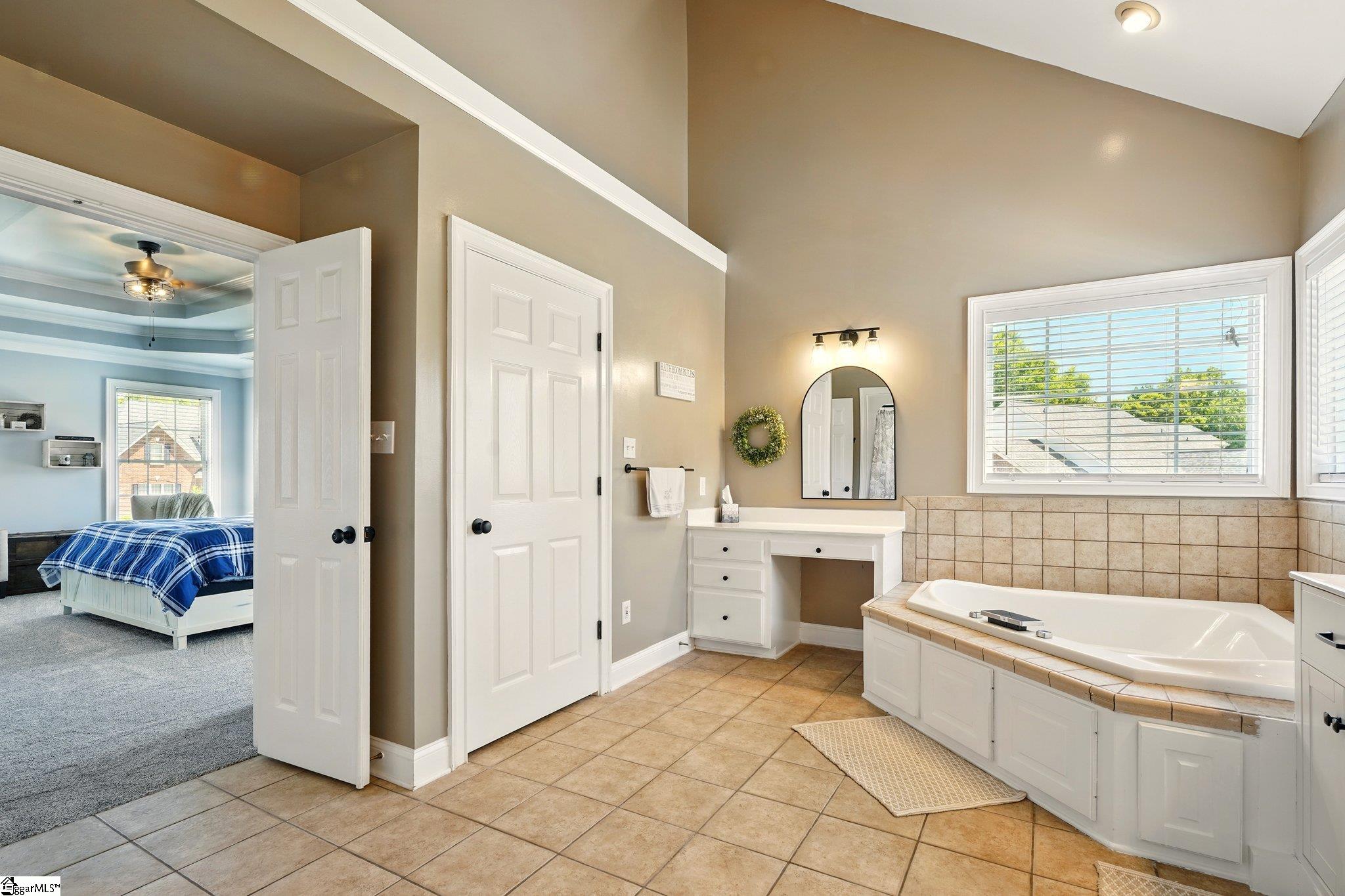 225 Watersedge Drive Boiling Springs, SC 29316