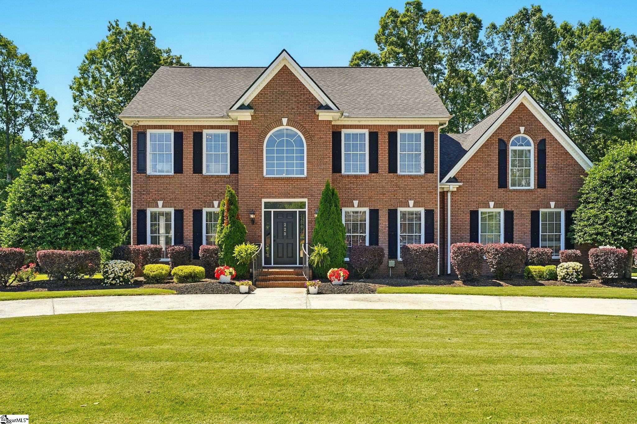 225 Watersedge Drive Boiling Springs, SC 29316