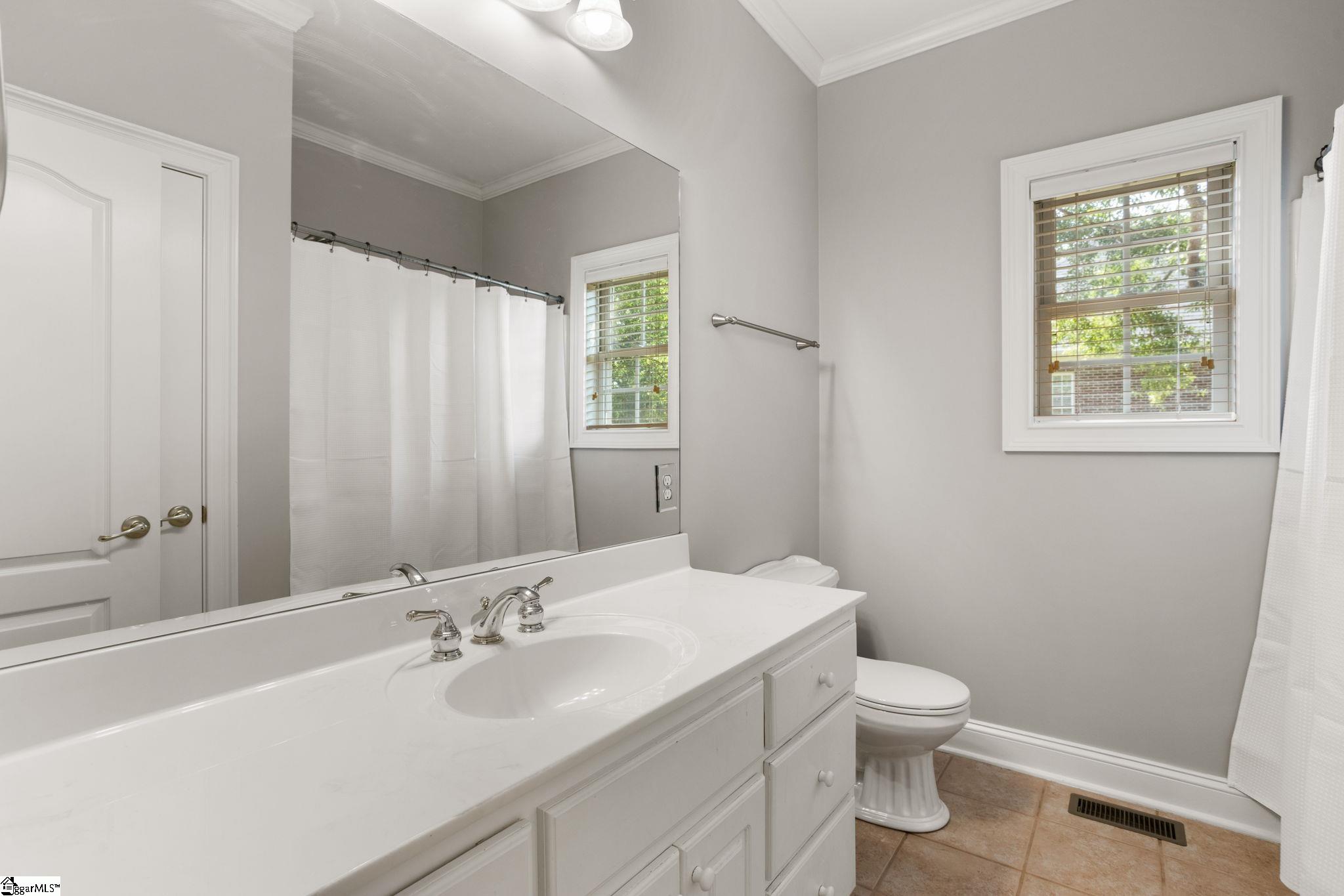 108 Goldenstar Lane Greer, SC 29651