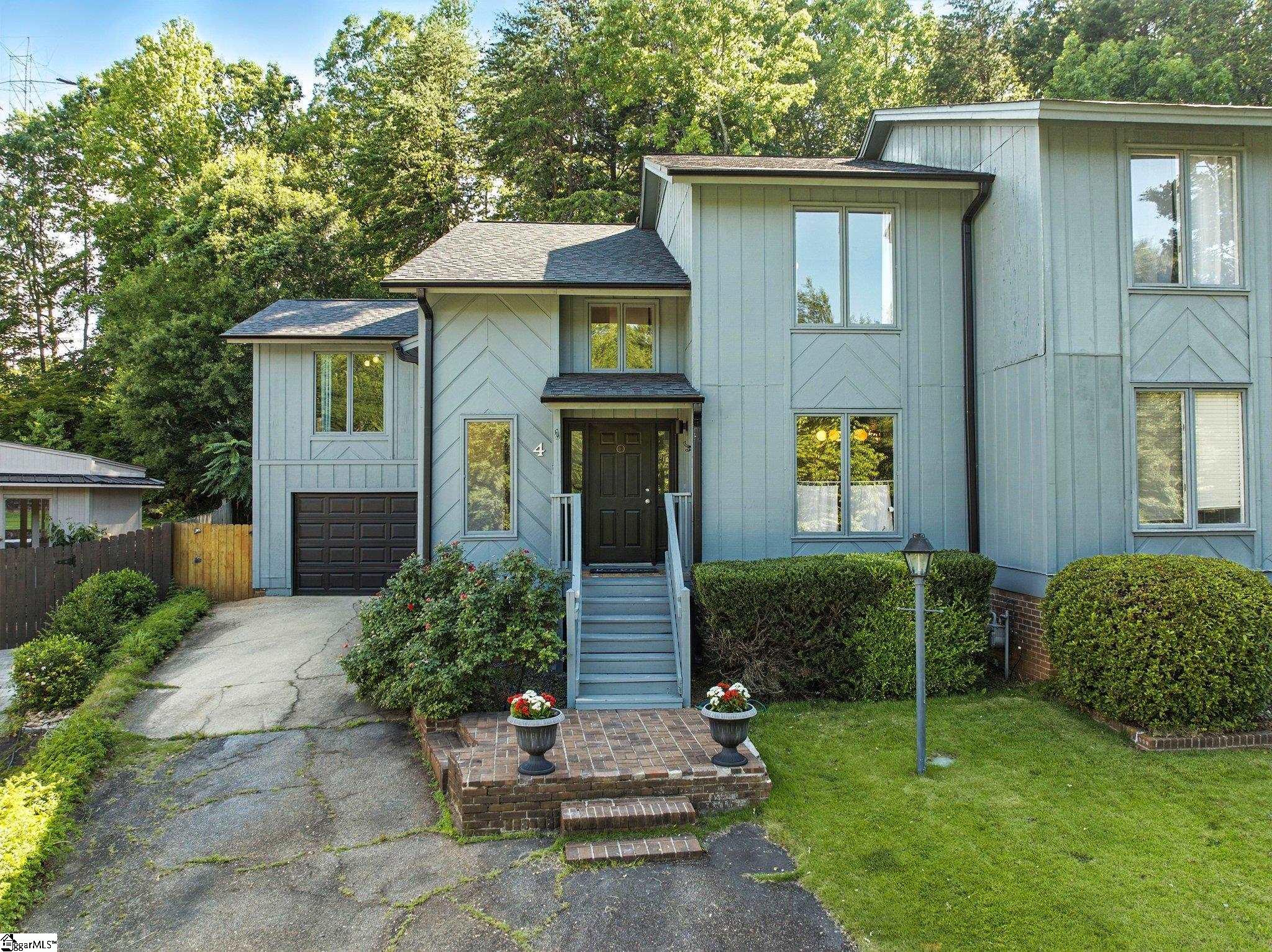 4 Blackberry Court Taylors, SC 29687