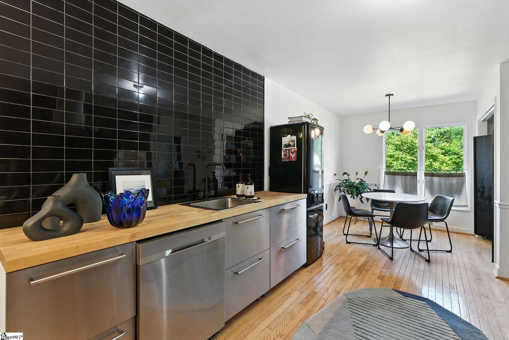 4 Blackberry Court Taylors, SC 29687