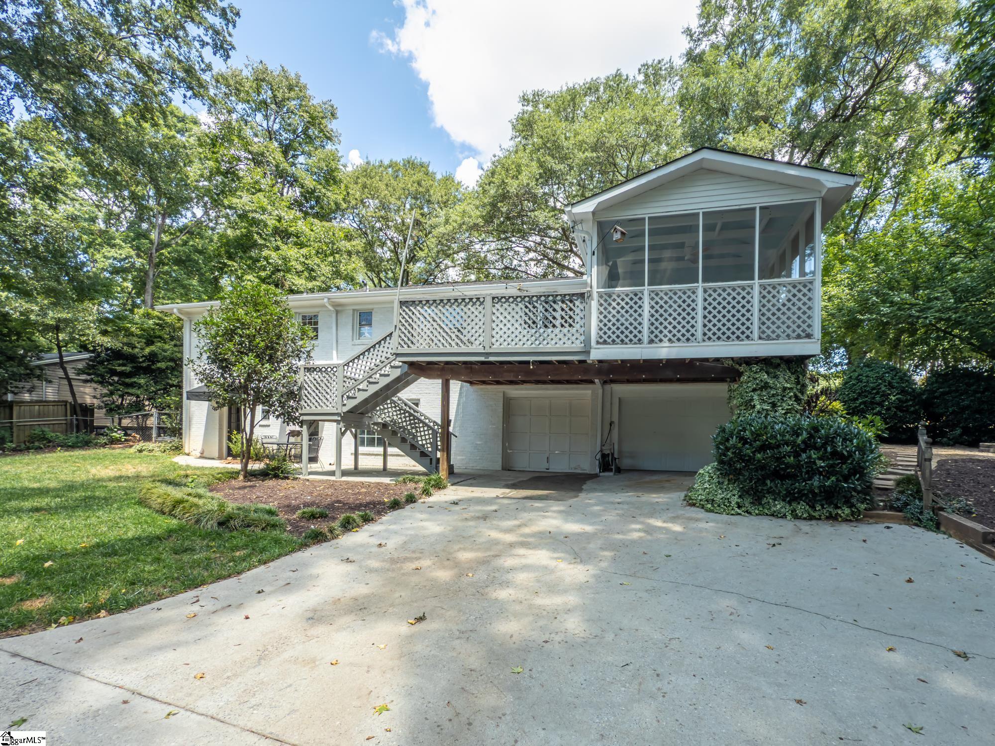 26 Tranquil Avenue Greenville, SC 29615