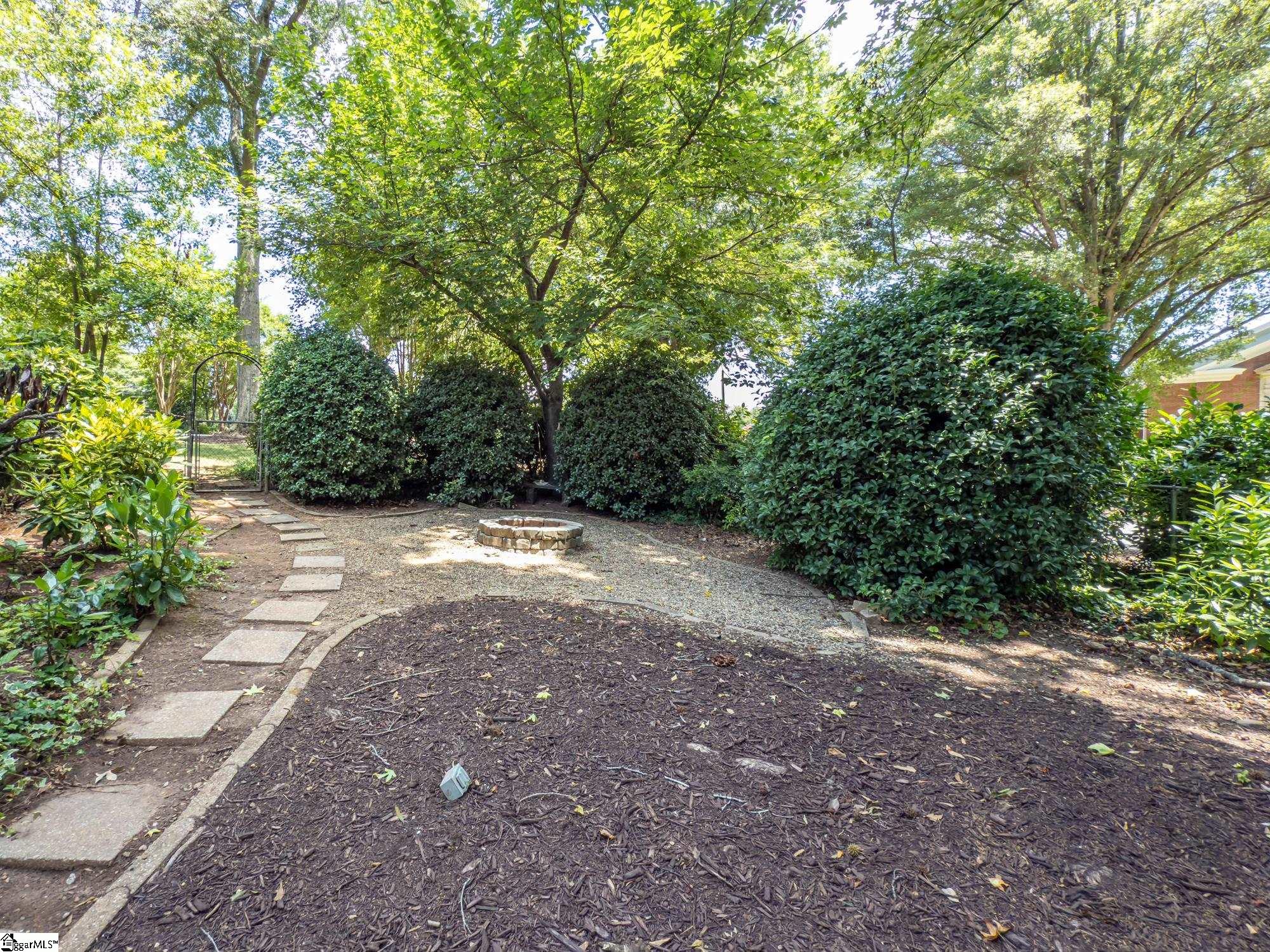 26 Tranquil Avenue Greenville, SC 29615