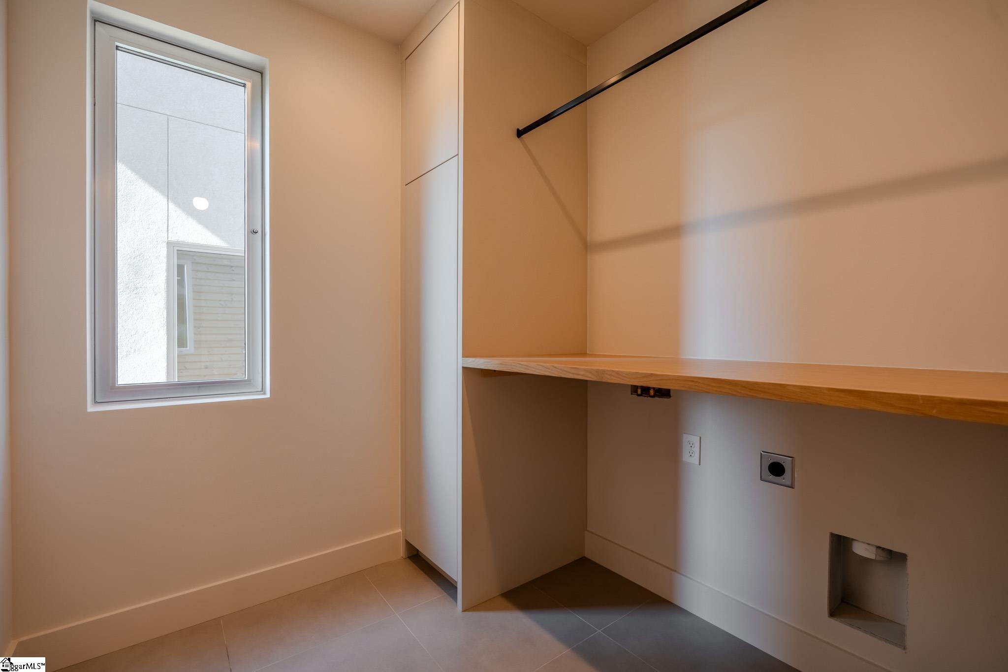 439 Summit Drive Greenville, SC 29609