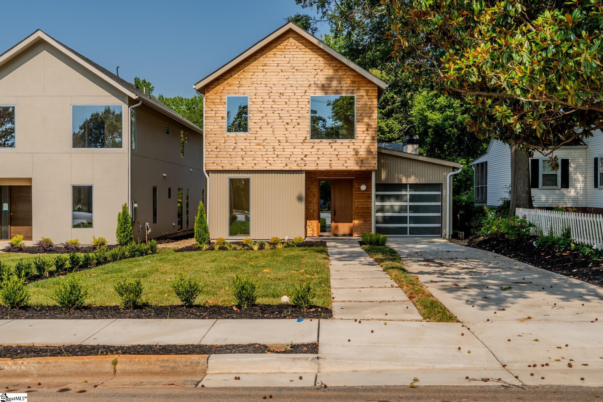 439 Summit Drive Greenville, SC 29609