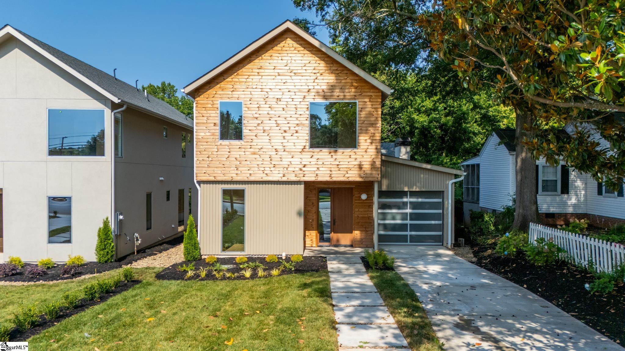 439 Summit Drive Greenville, SC 29609