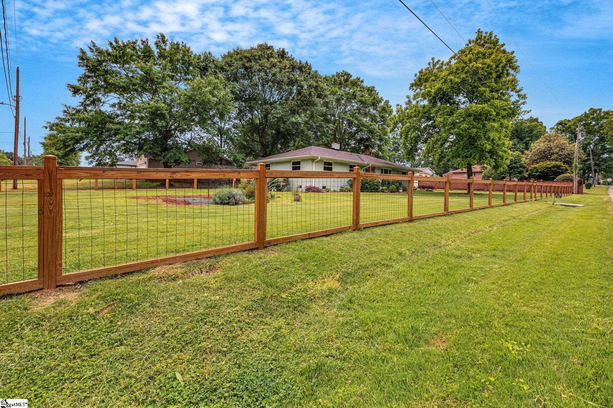 102 Muse Circle Greer, SC 29651