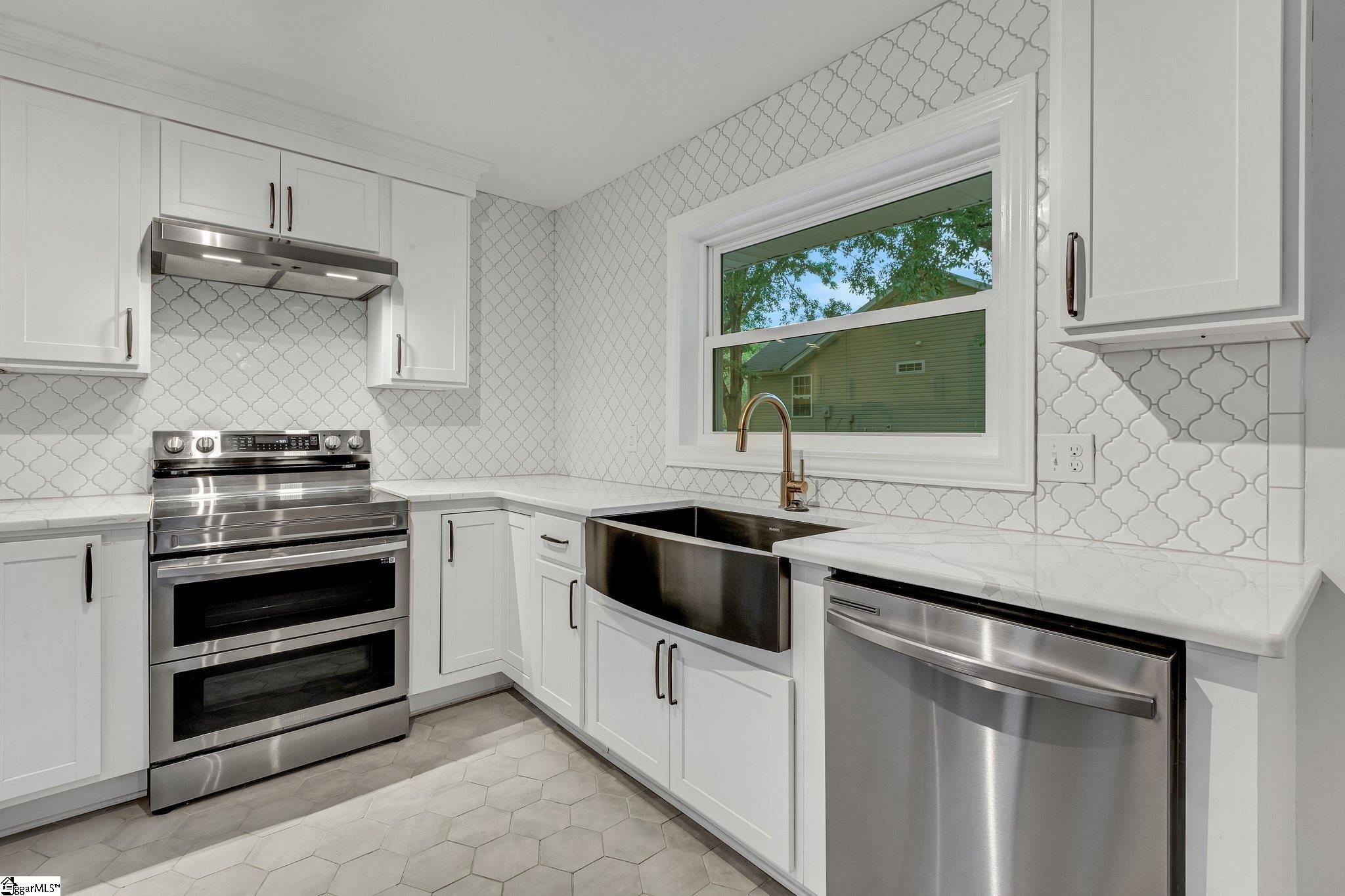 102 Muse Circle Greer, SC 29651