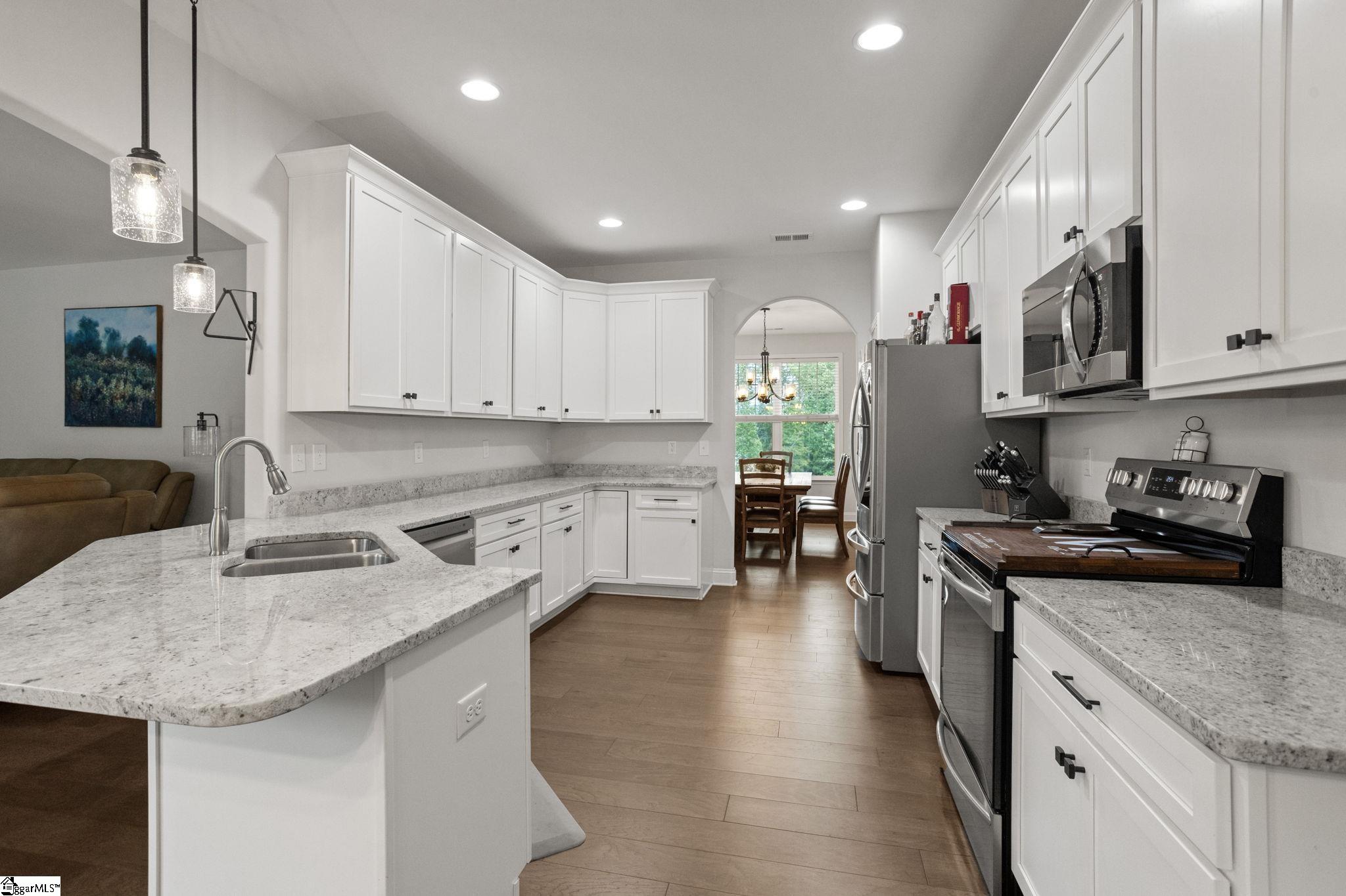 702 Ratchford Lane Wellford, SC 29385