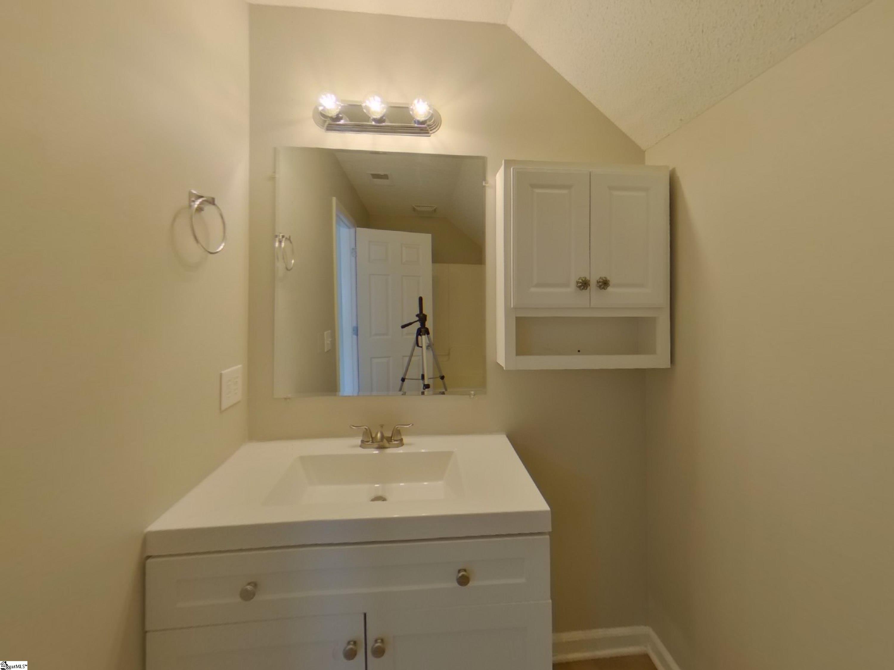 430 Clark Glen Drive Inman, SC 29349-1856