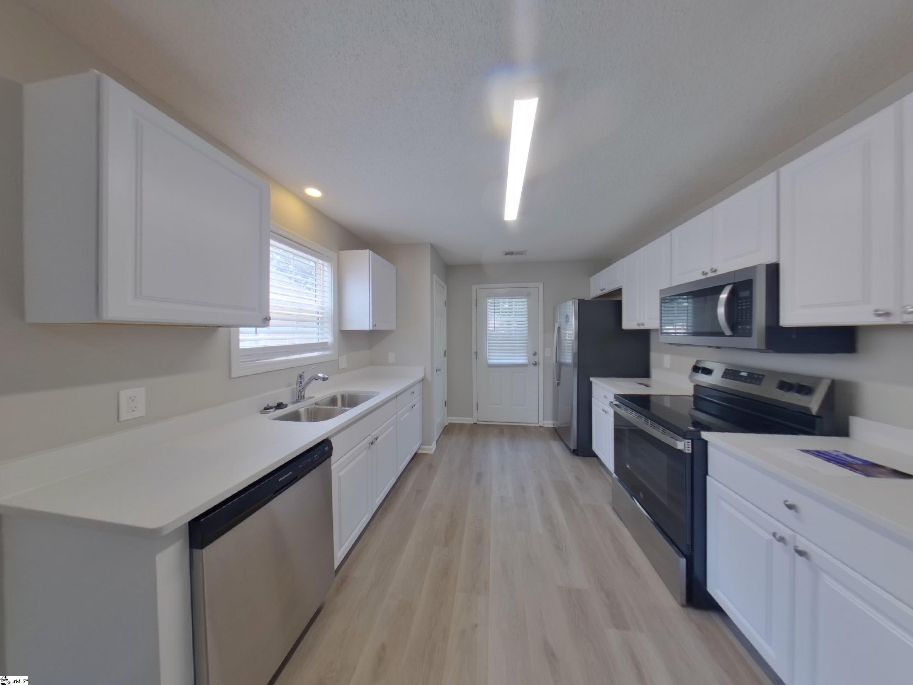 430 Clark Glen Drive Inman, SC 29349-1856