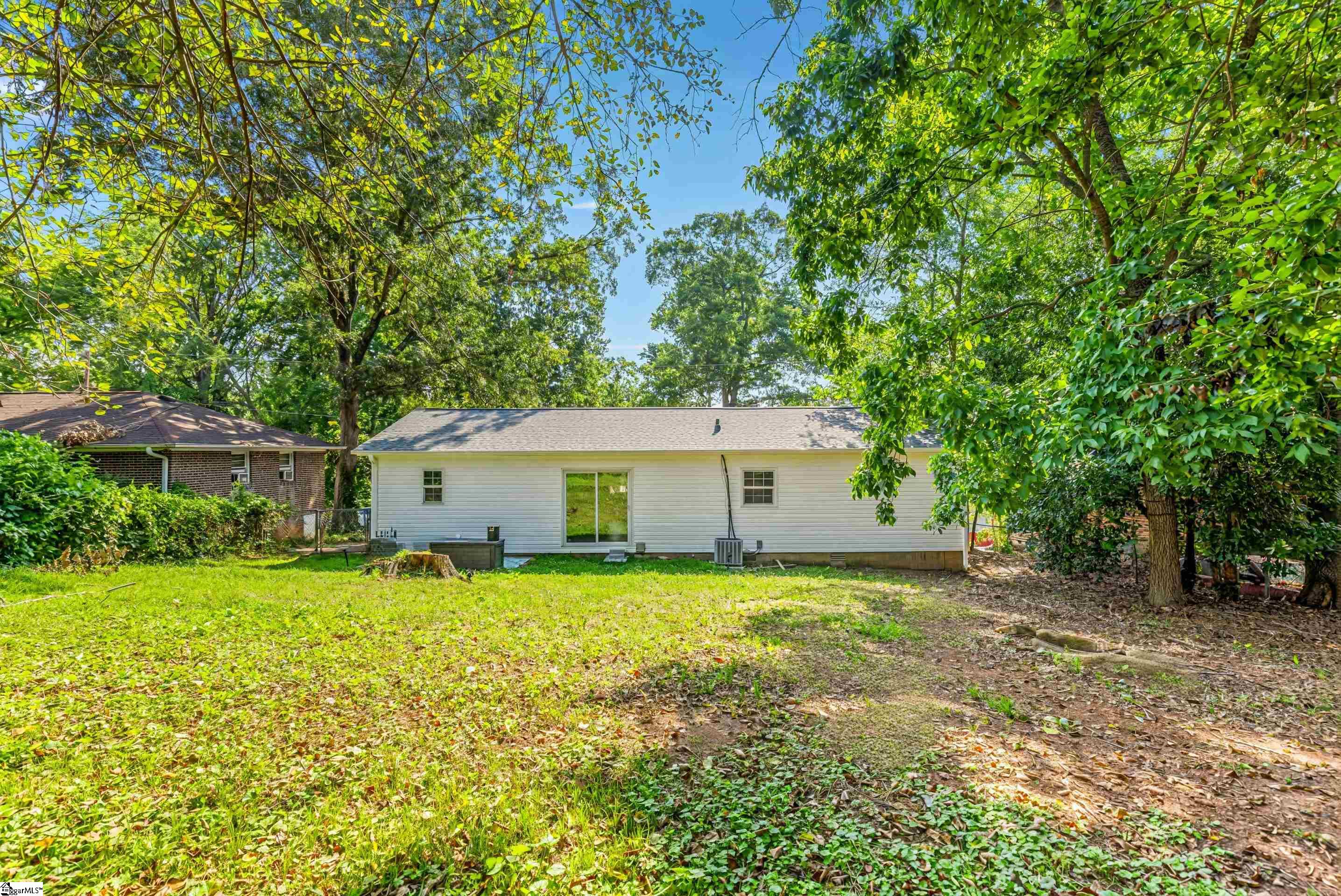 121 Cashmere Drive Greenville, SC 29605
