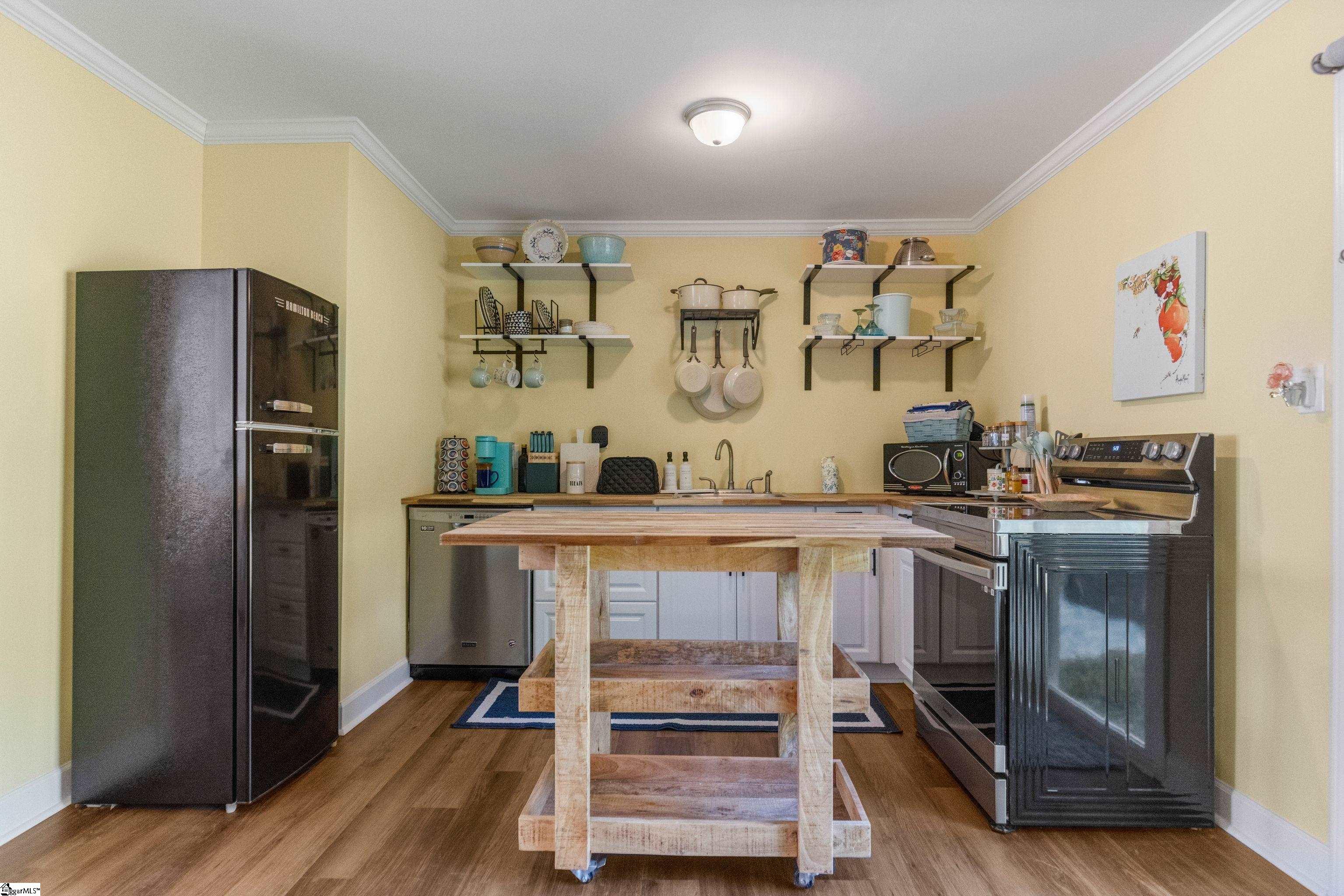 121 Cashmere Drive Greenville, SC 29605