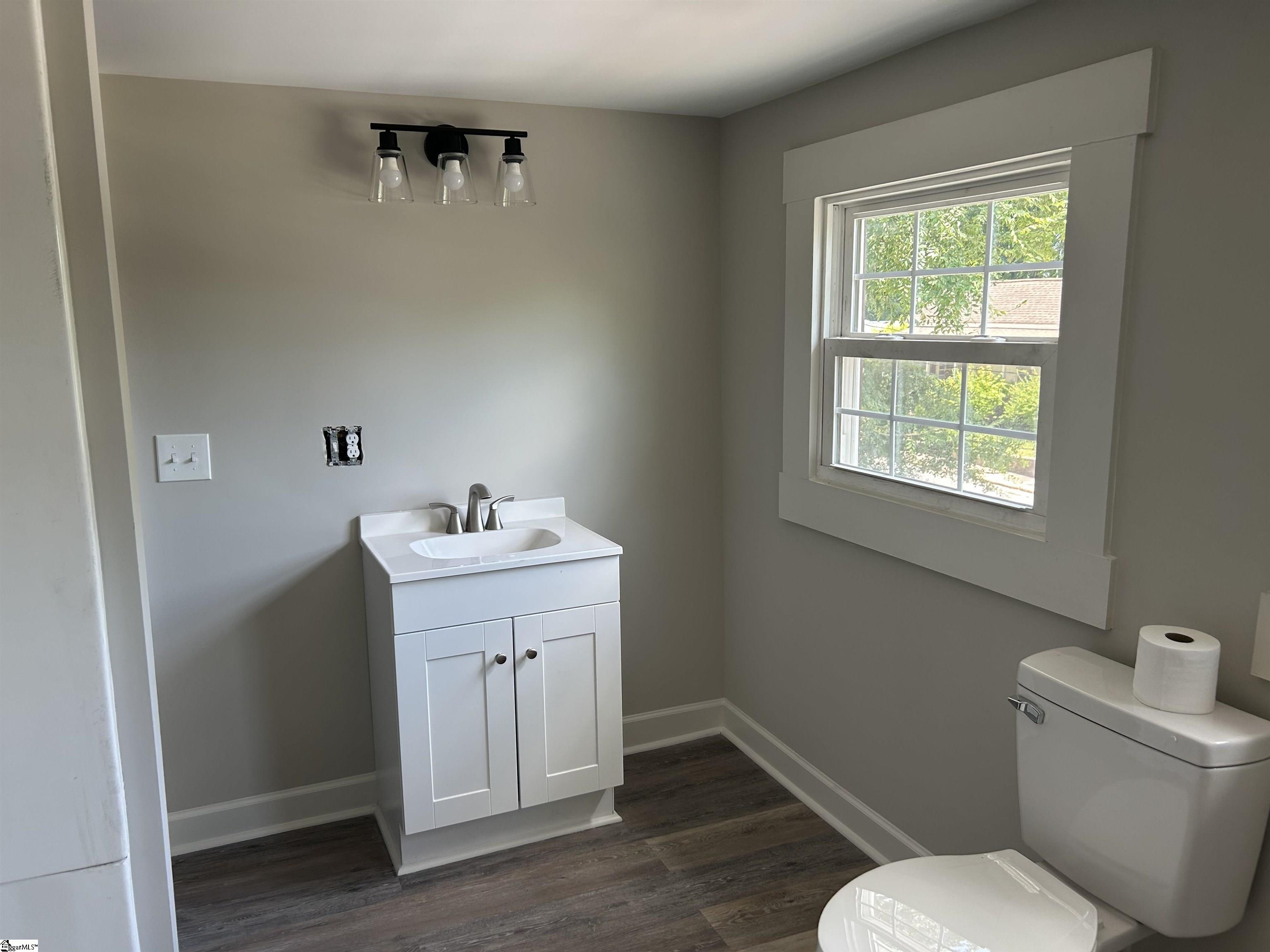 106 Washington Street Clinton, SC 29325