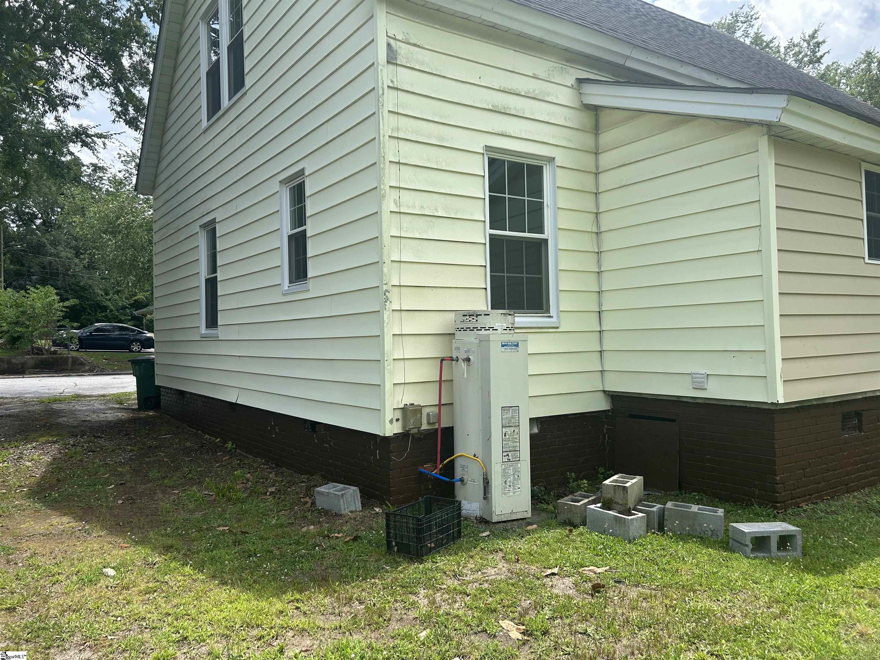106 Washington Street Clinton, SC 29325