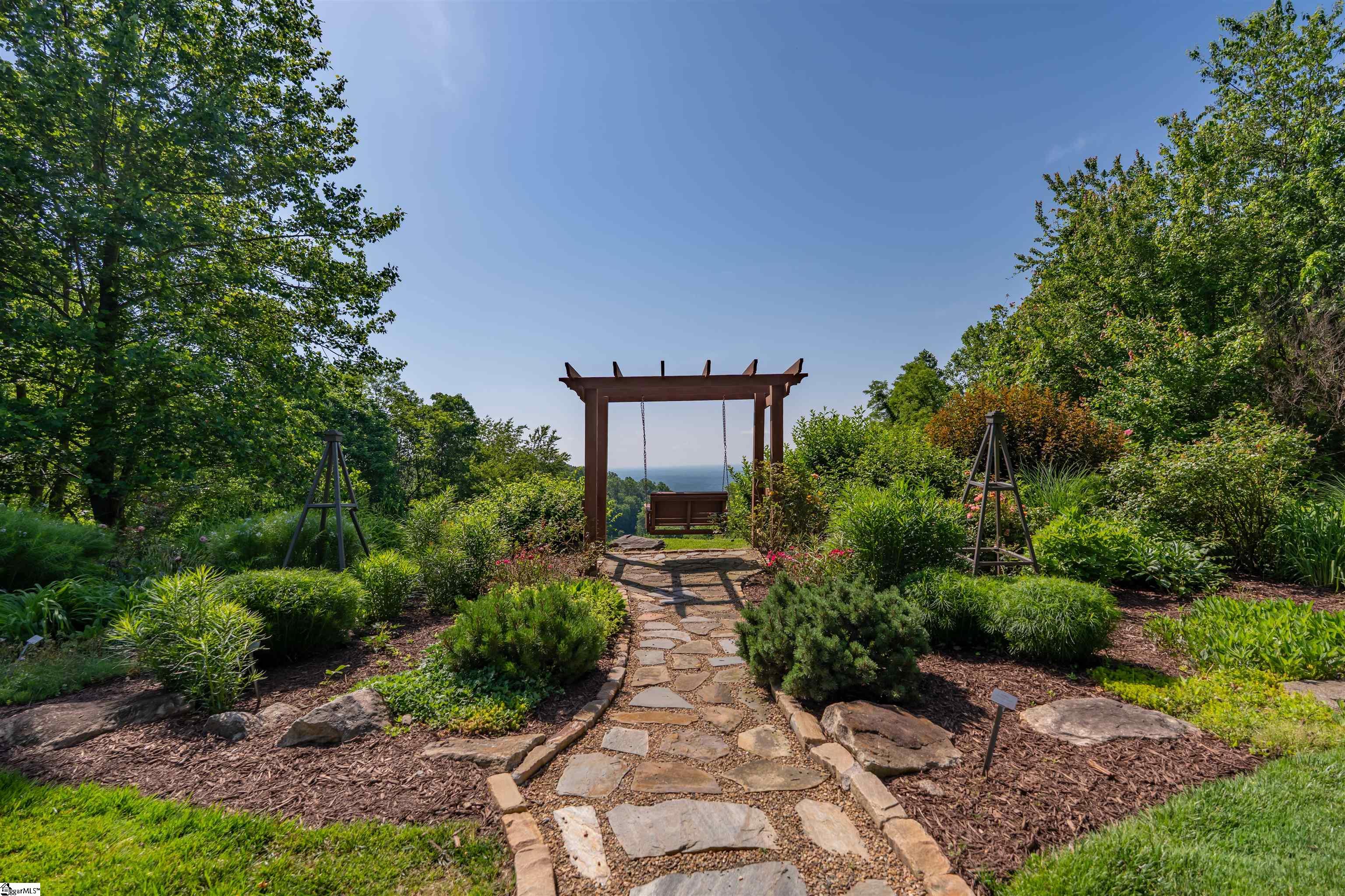 43 Angleblade Road Landrum, SC 29356