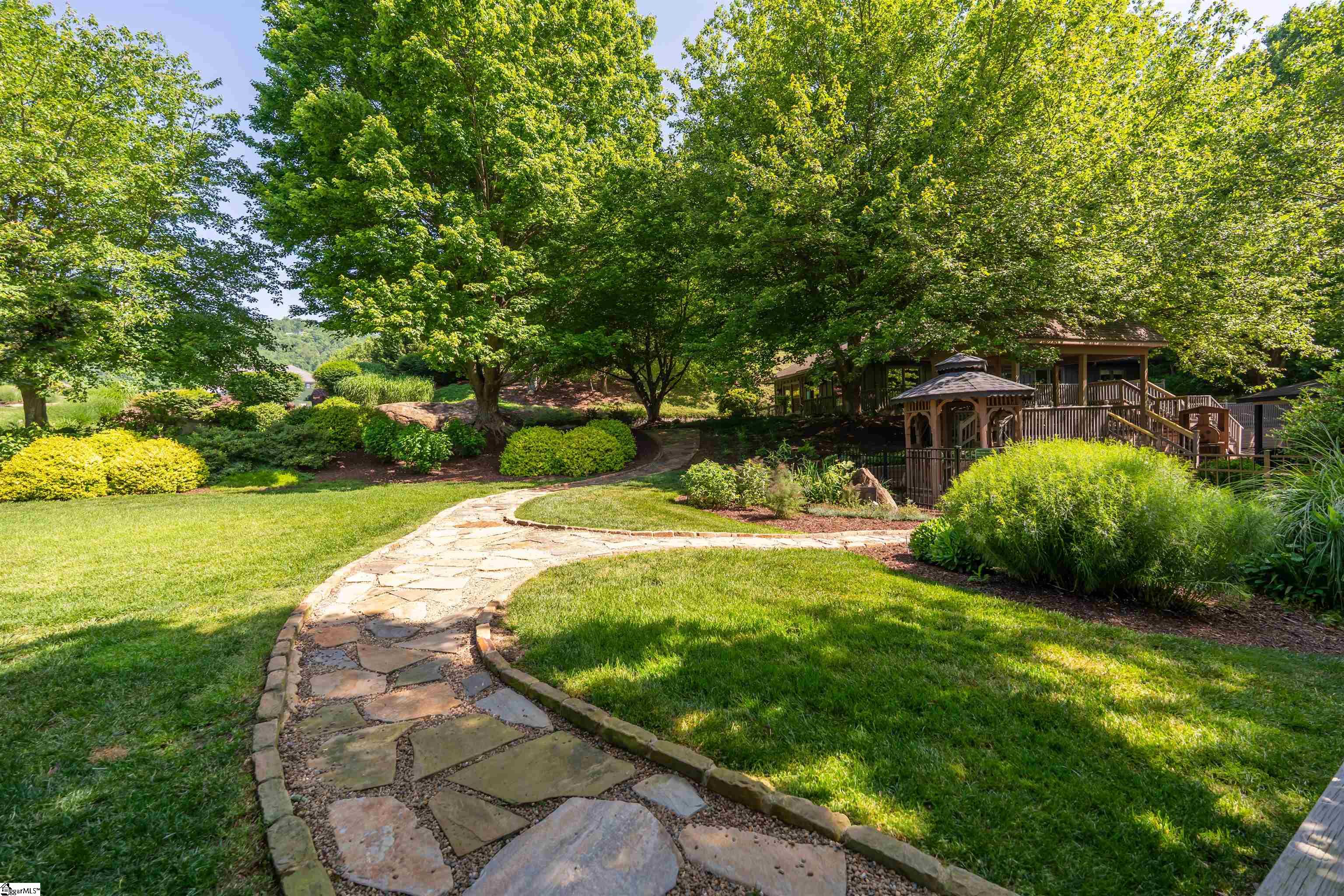 43 Angleblade Road Landrum, SC 29356