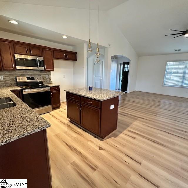 216 Freehold Way Greer, SC 29650