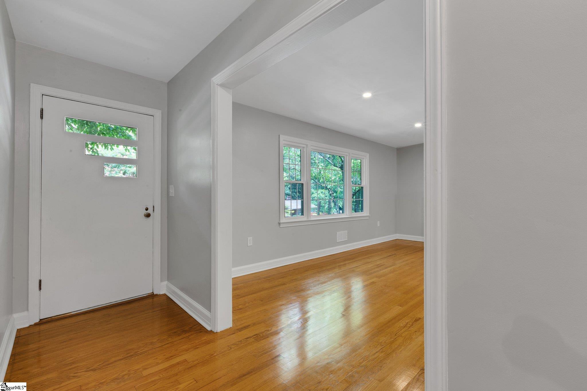10 Wildwood Road Greenville, SC 29615