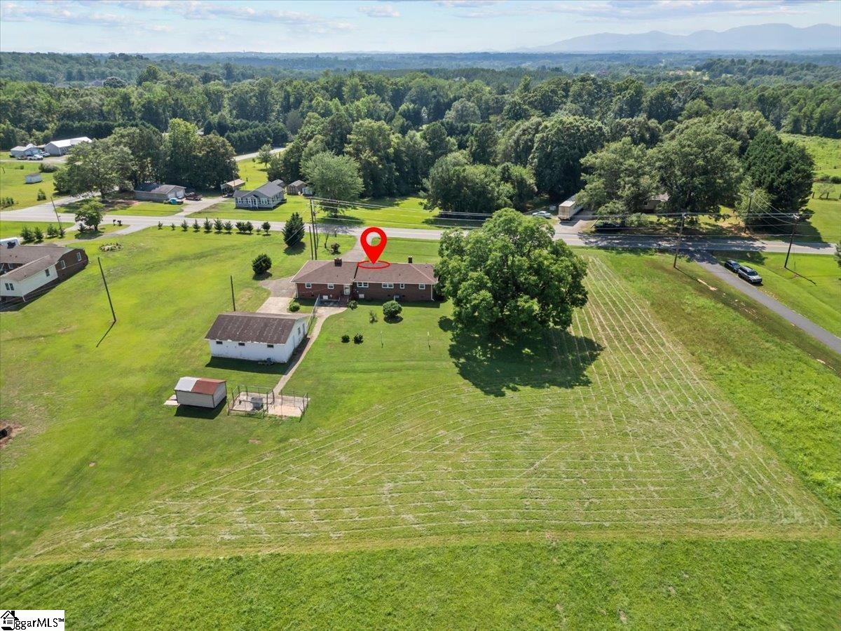 2160 Compton Bridge Road Inman, SC 29340