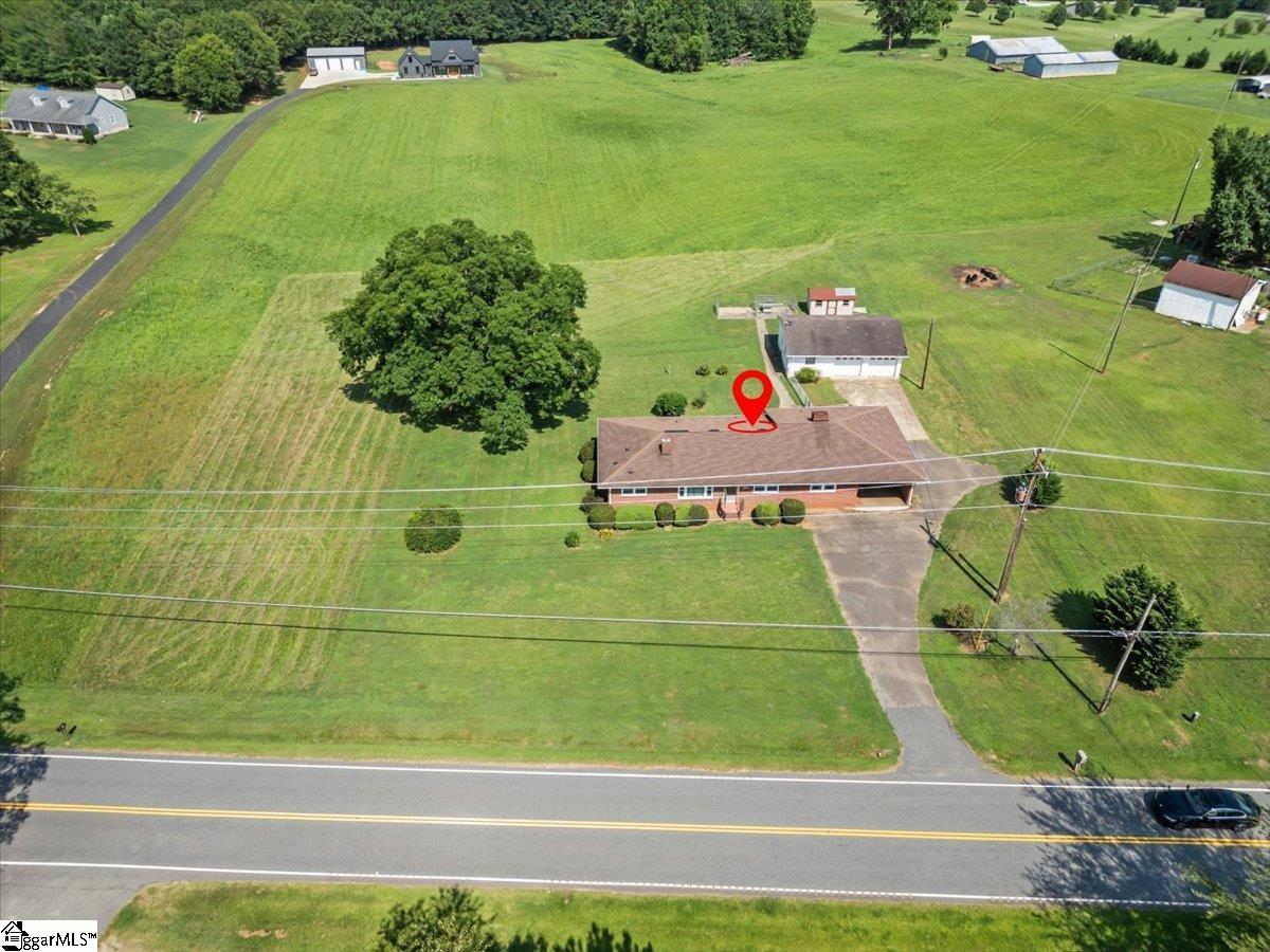 2160 Compton Bridge Road Inman, SC 29340