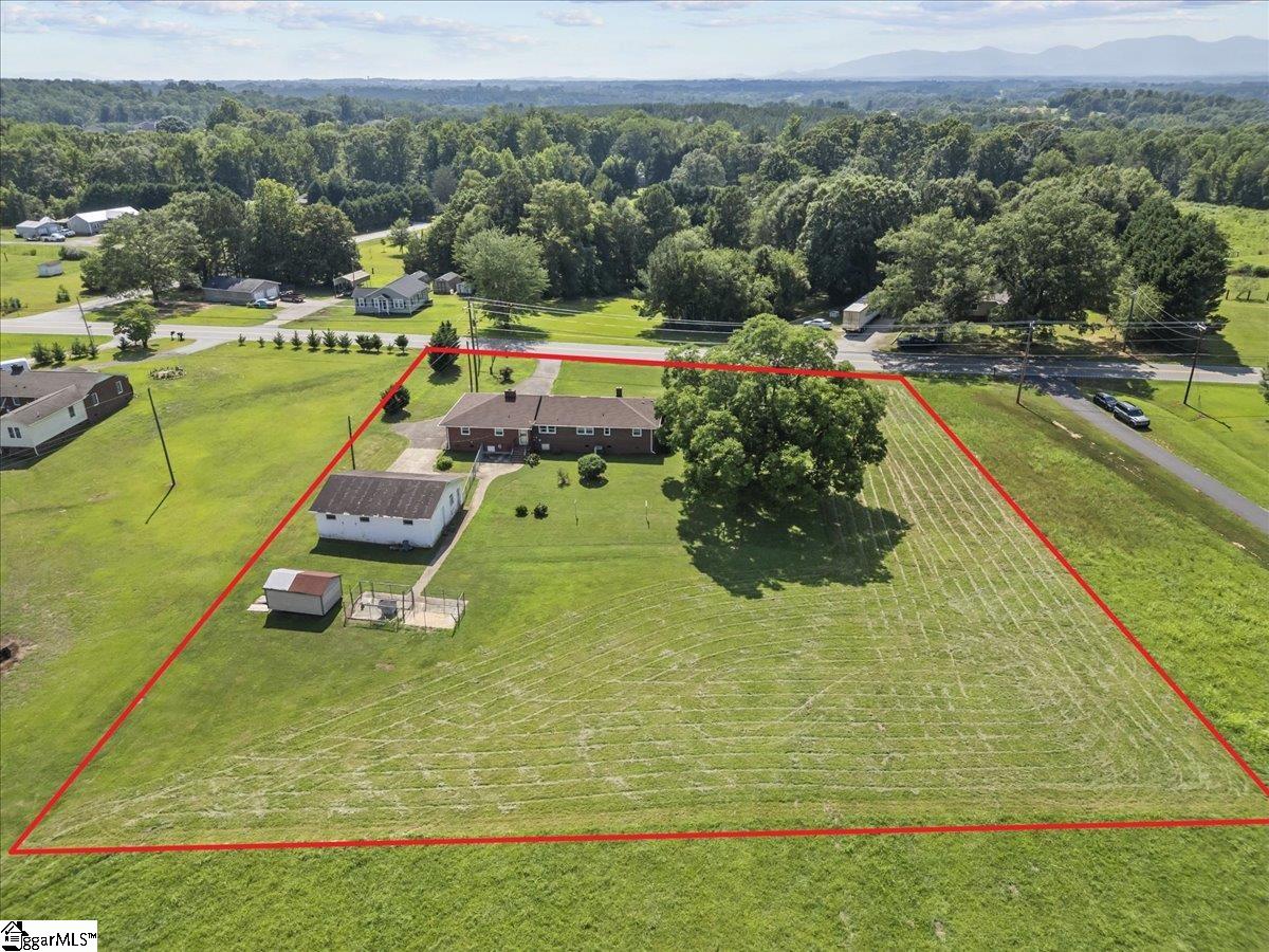 2160 Compton Bridge Road Inman, SC 29340