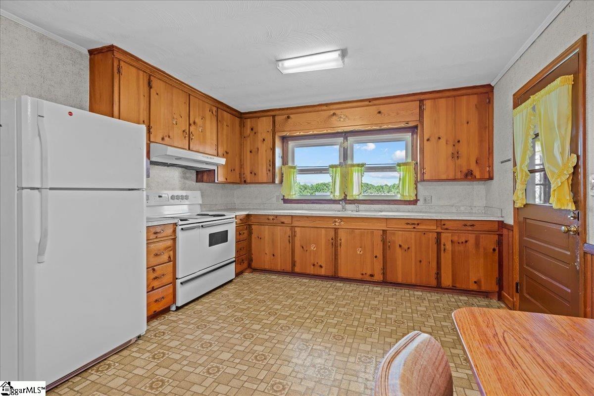 2160 Compton Bridge Road Inman, SC 29340