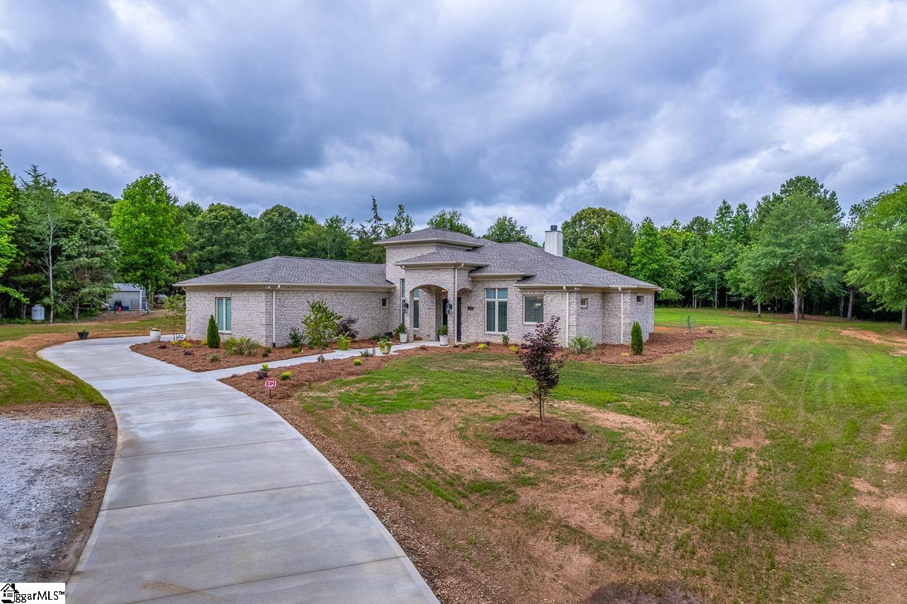 2765 Brockman McClimon Road Greer, SC 29651