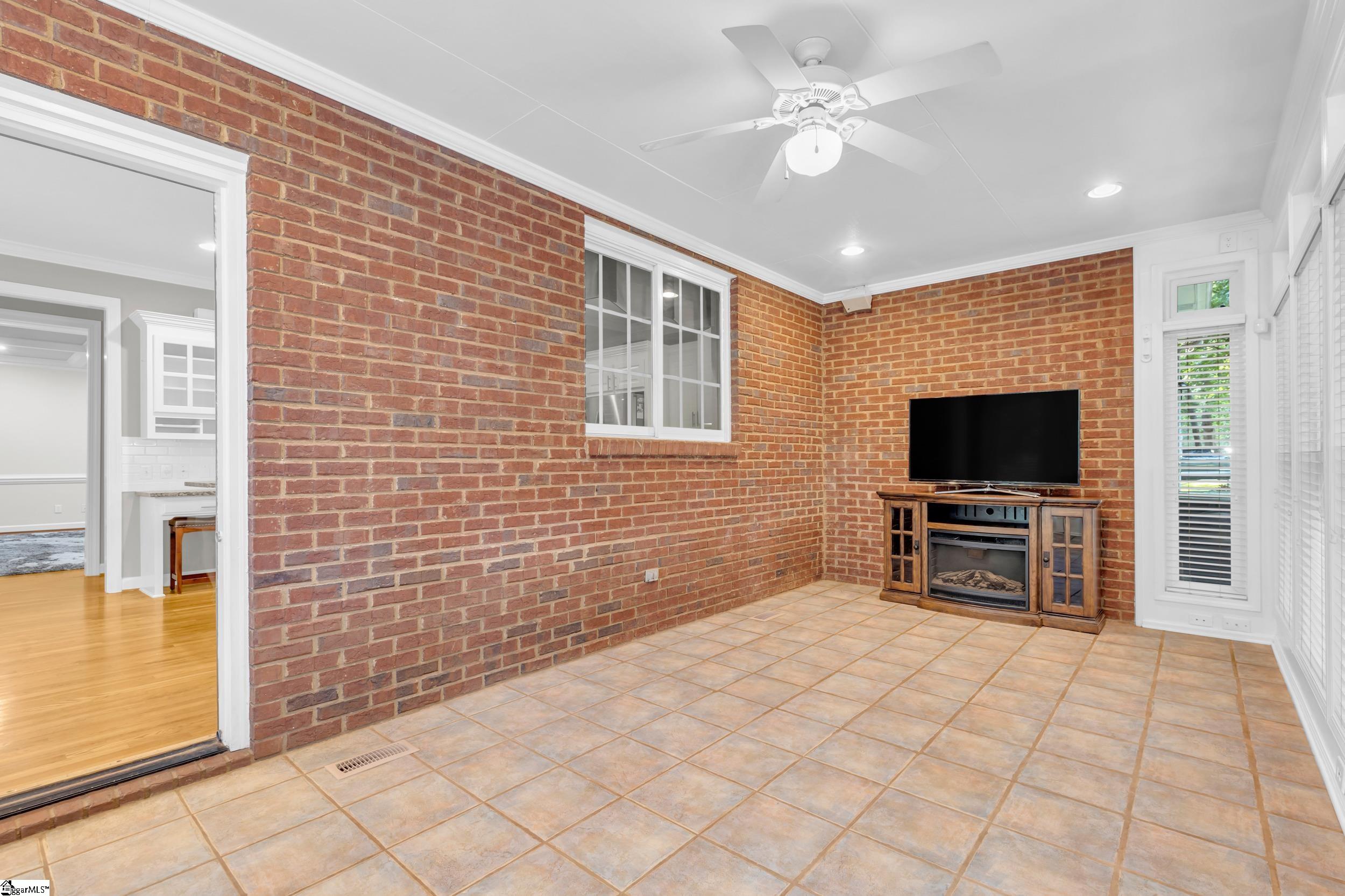 218 Alender Way Simpsonville, SC 29681