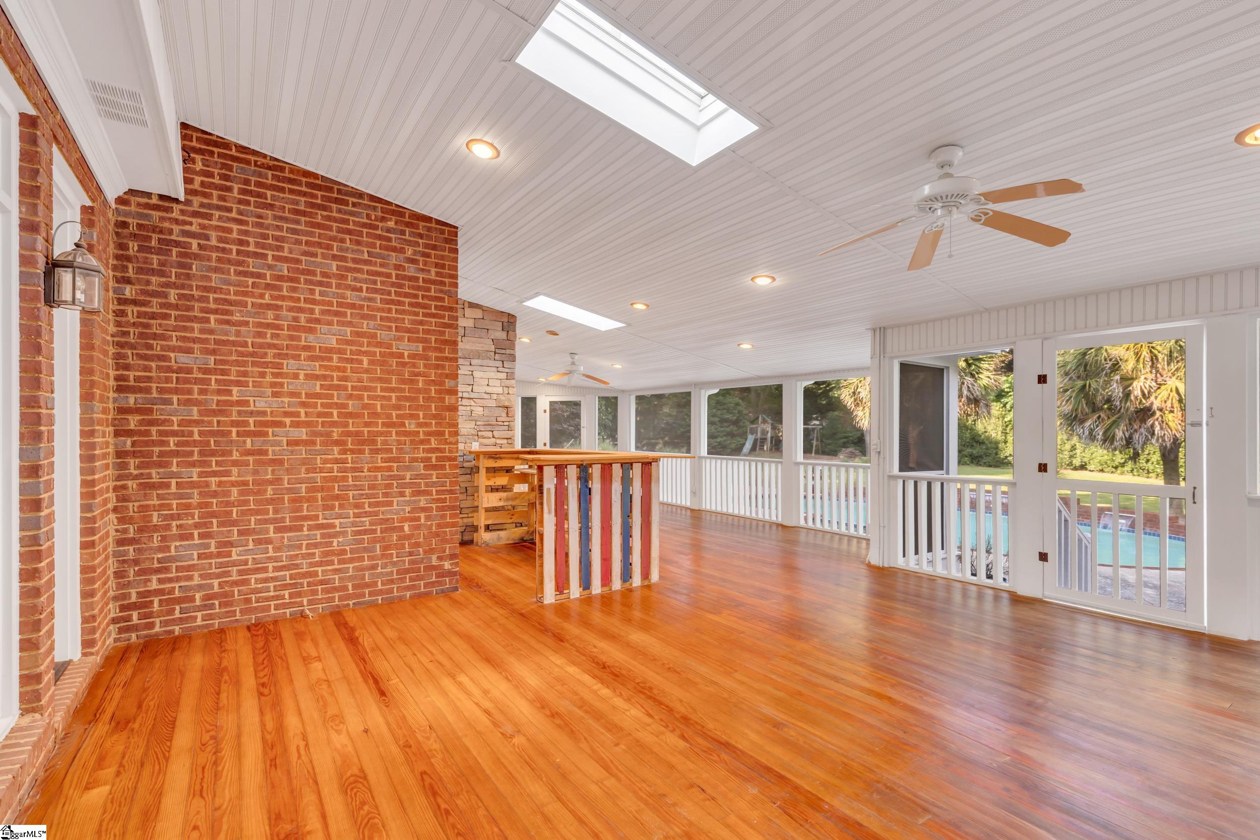 218 Alender Way Simpsonville, SC 29681