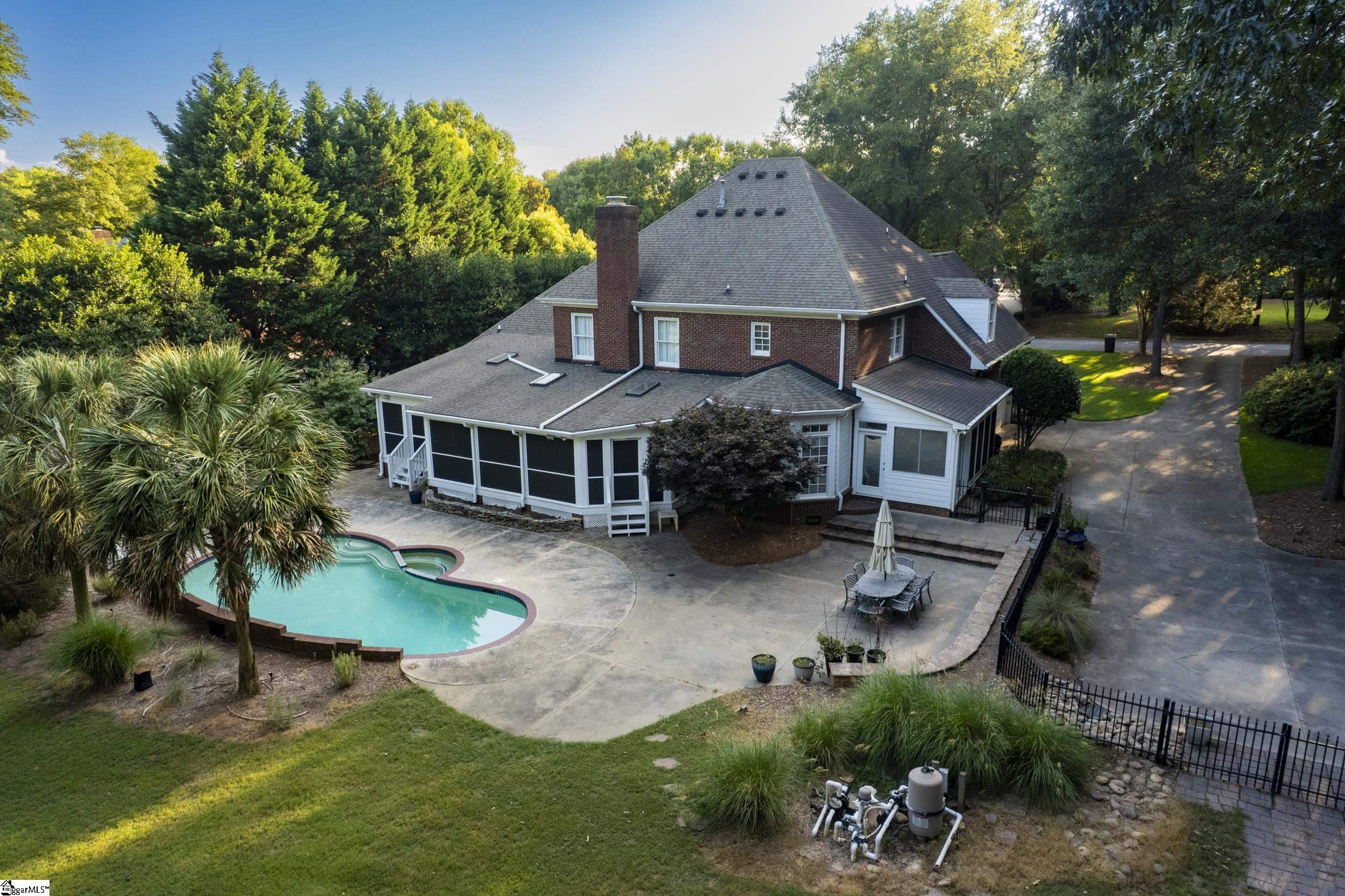 218 Alender Way Simpsonville, SC 29681